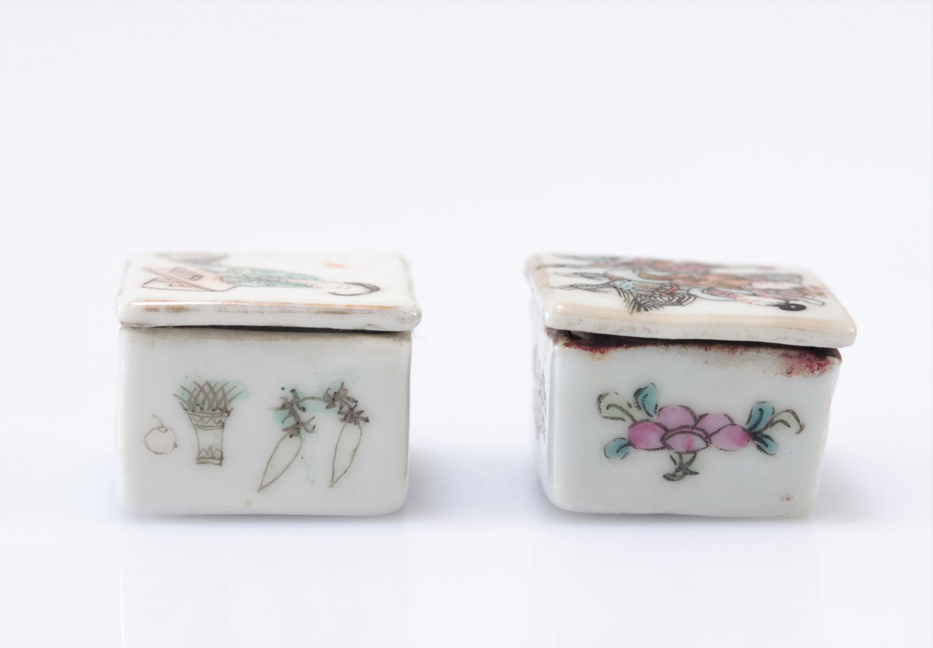 Chinese porcelain covered boxes - Image 5 of 7