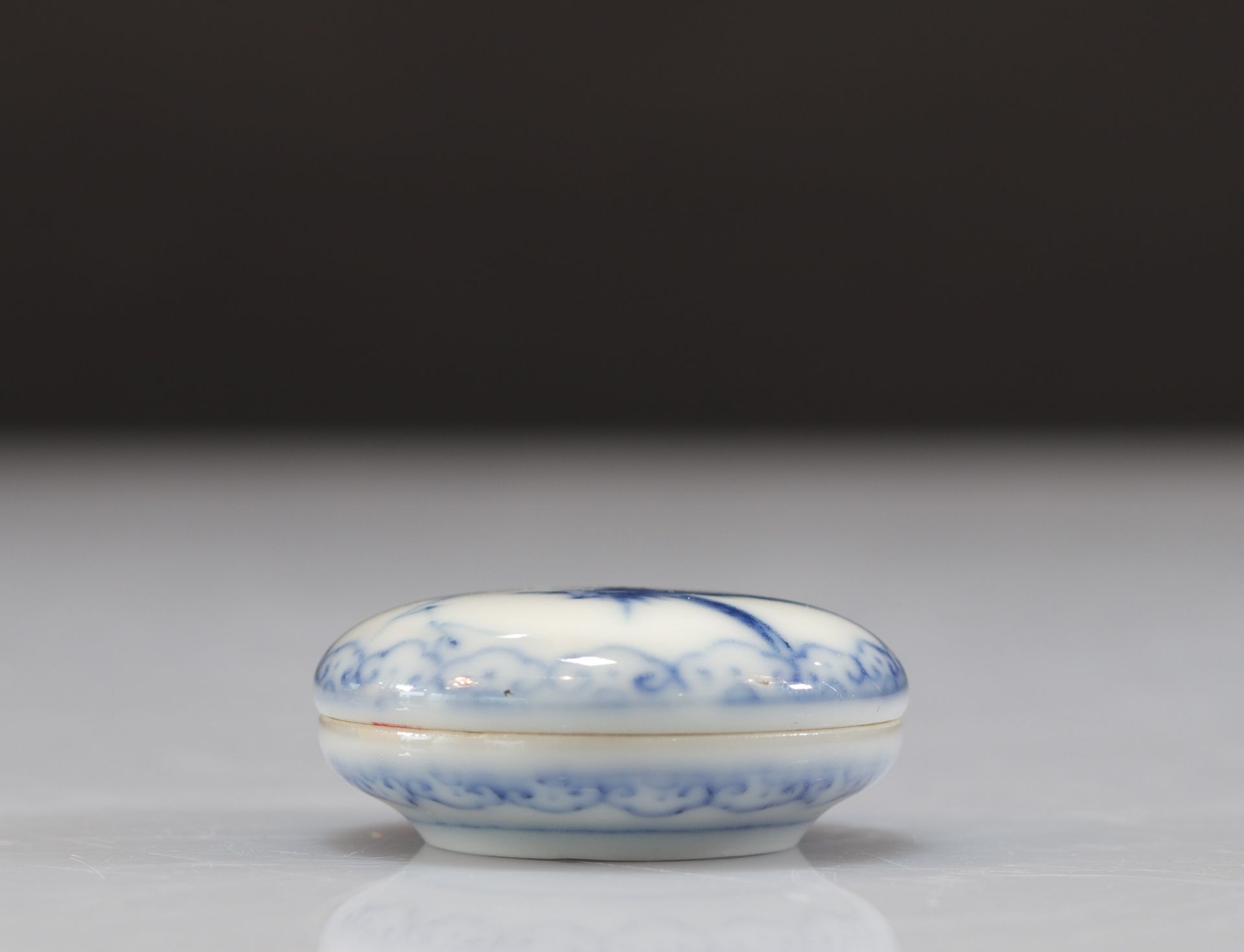 "blanc-bleu" porcelain ink box with bird decor