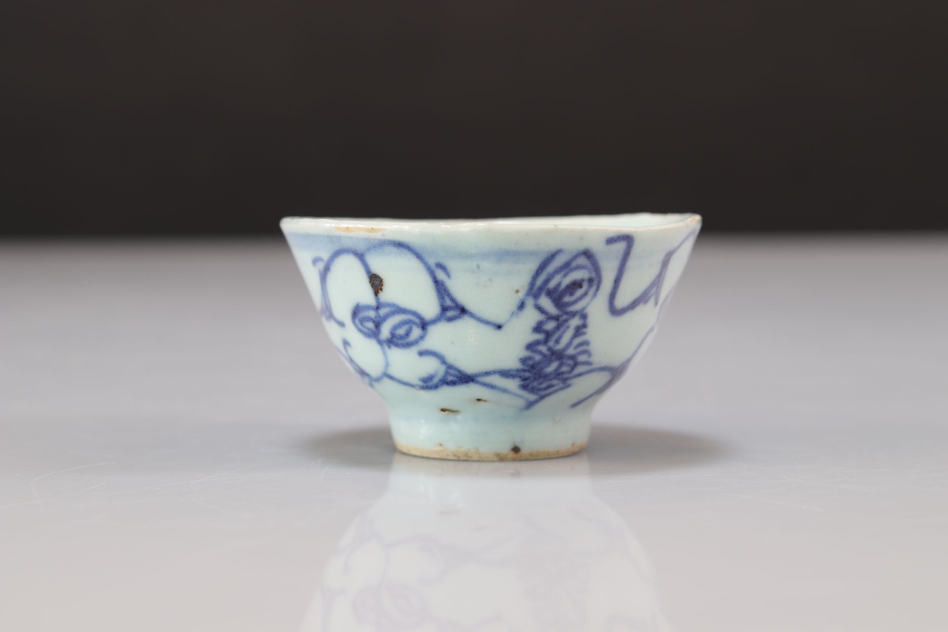 Ming period "blanc-bleu" bowl - Bild 2 aus 5