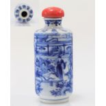 "blanc-bleu" porcelain snuff bottle decorated with Qing period characters
