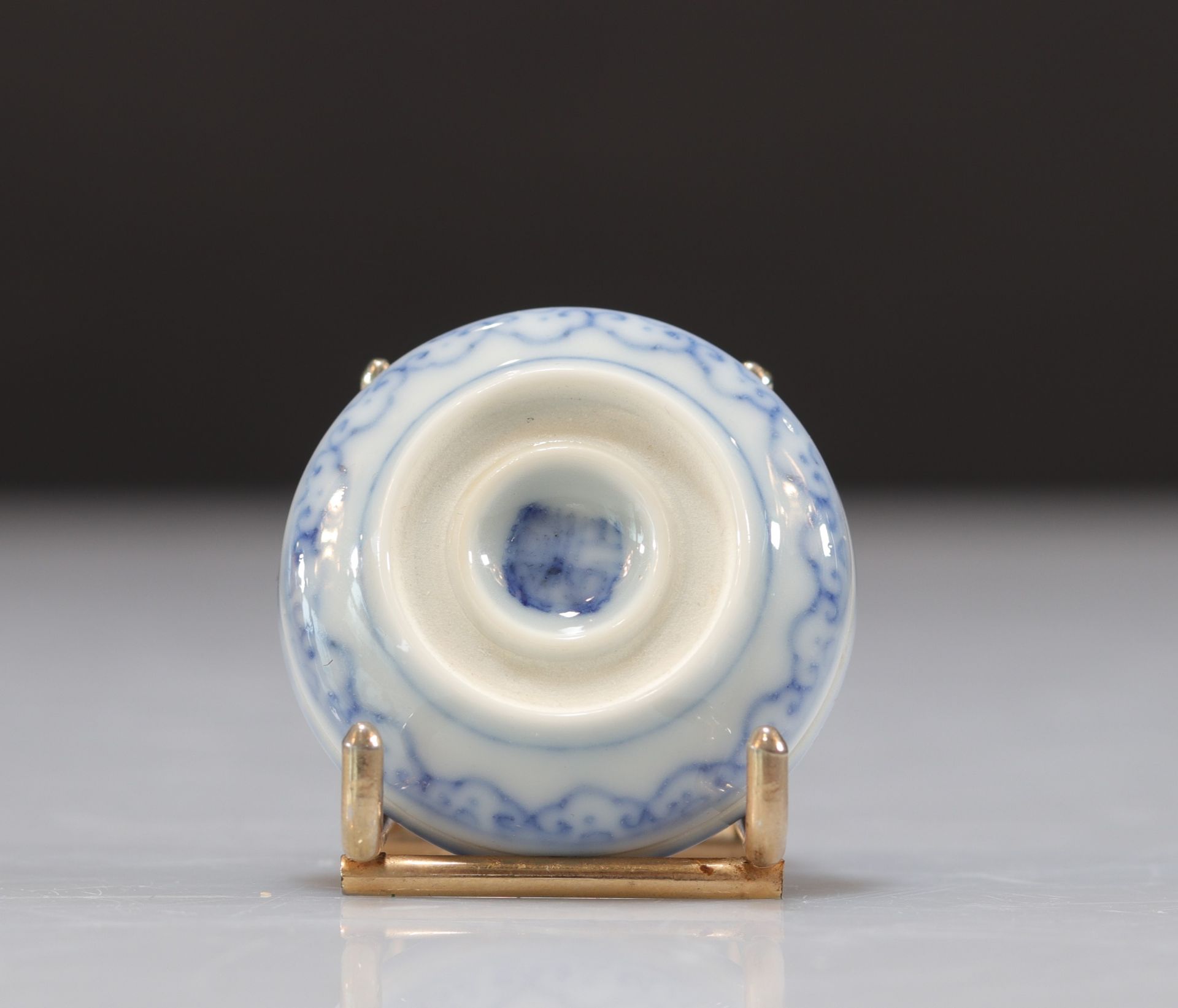 "blanc-bleu" porcelain ink box with bird decor - Image 3 of 3