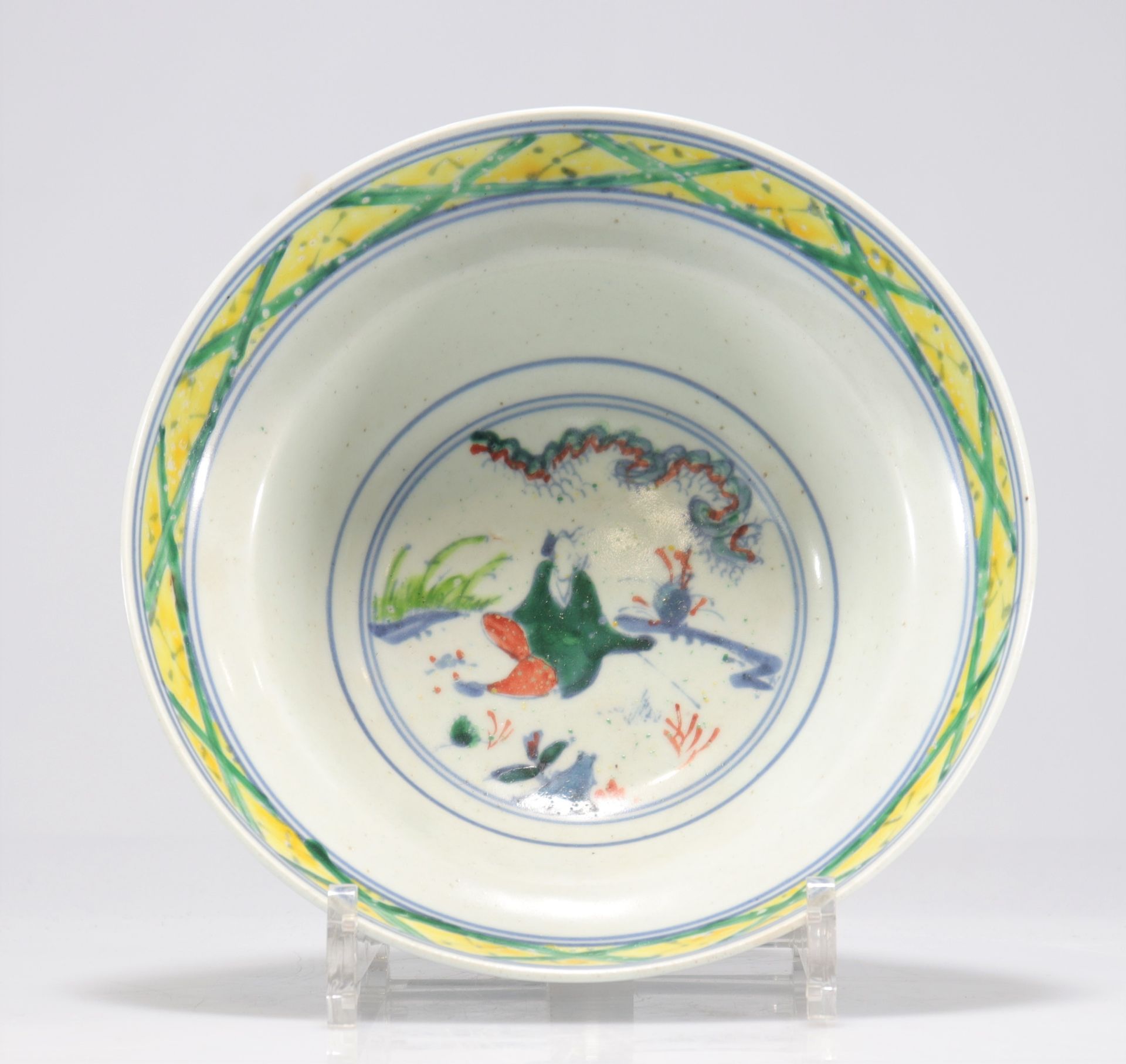 Chinese "doucai" porcelain bowl decorated with characters - Image 4 of 6