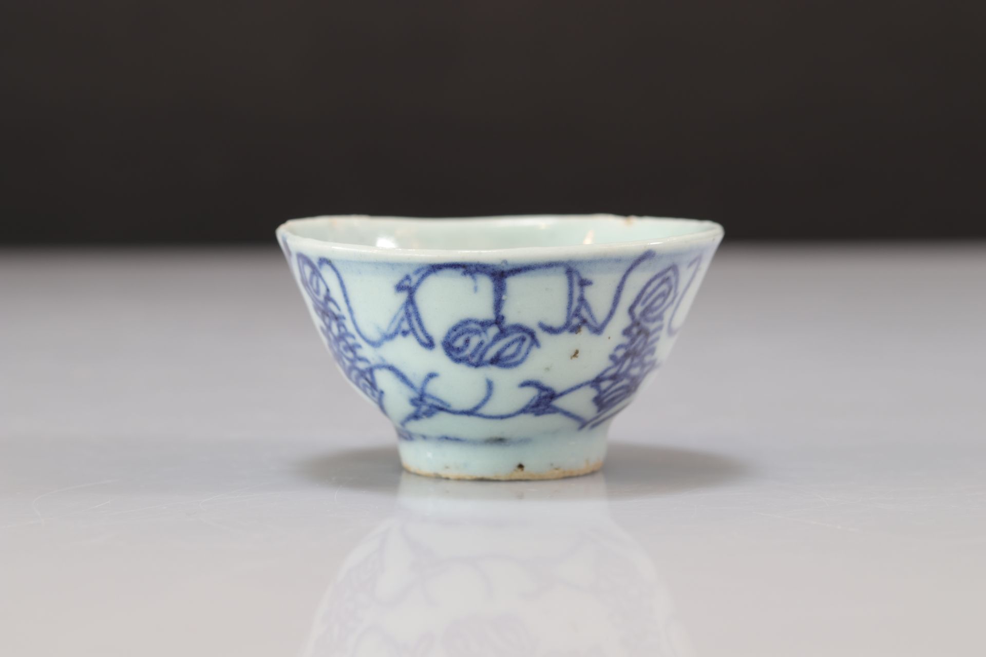 Ming period "blanc-bleu" bowl - Bild 3 aus 5