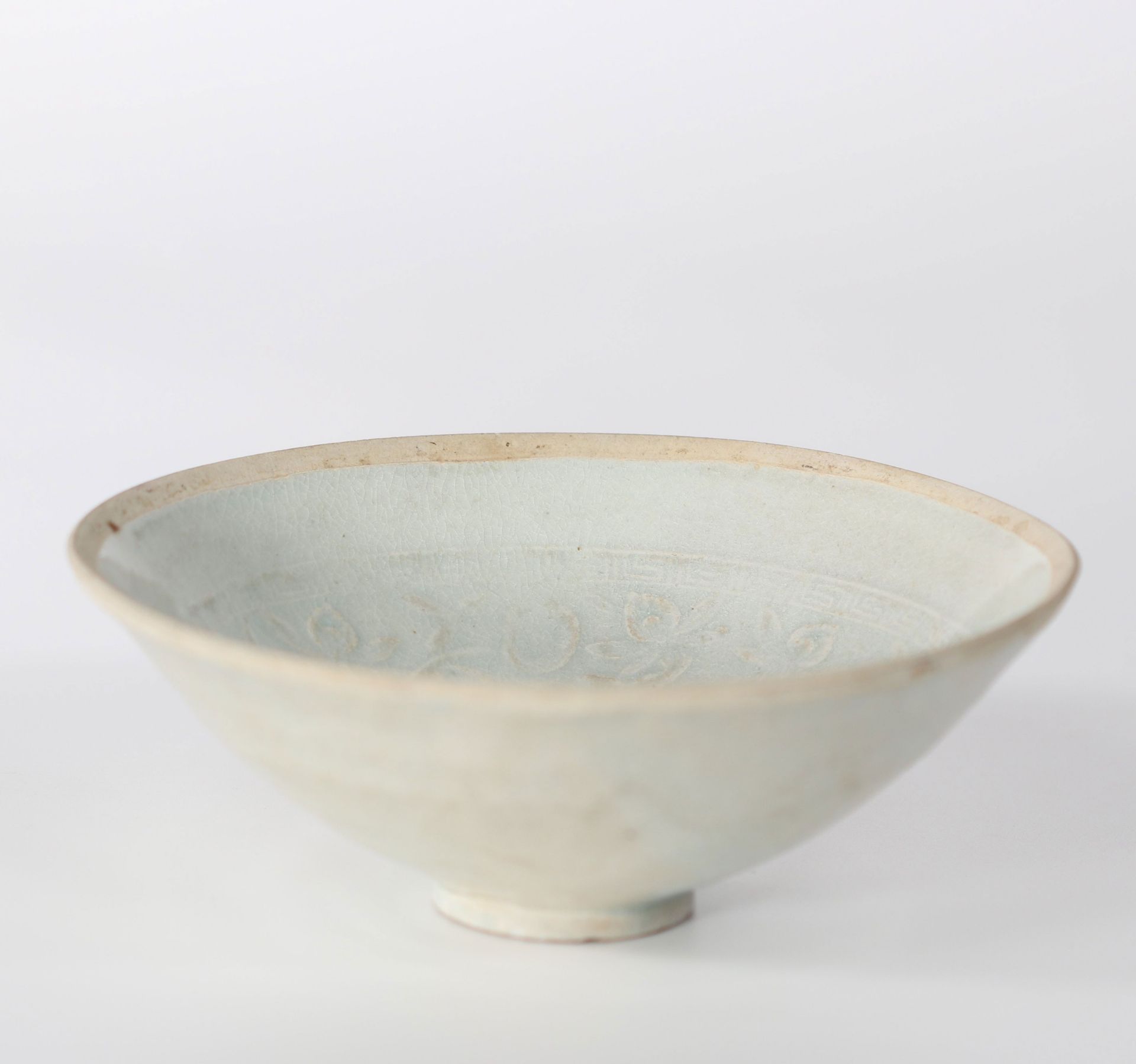 A Chinese qingbai bowl with underglaze floral design, Song - Image 4 of 9