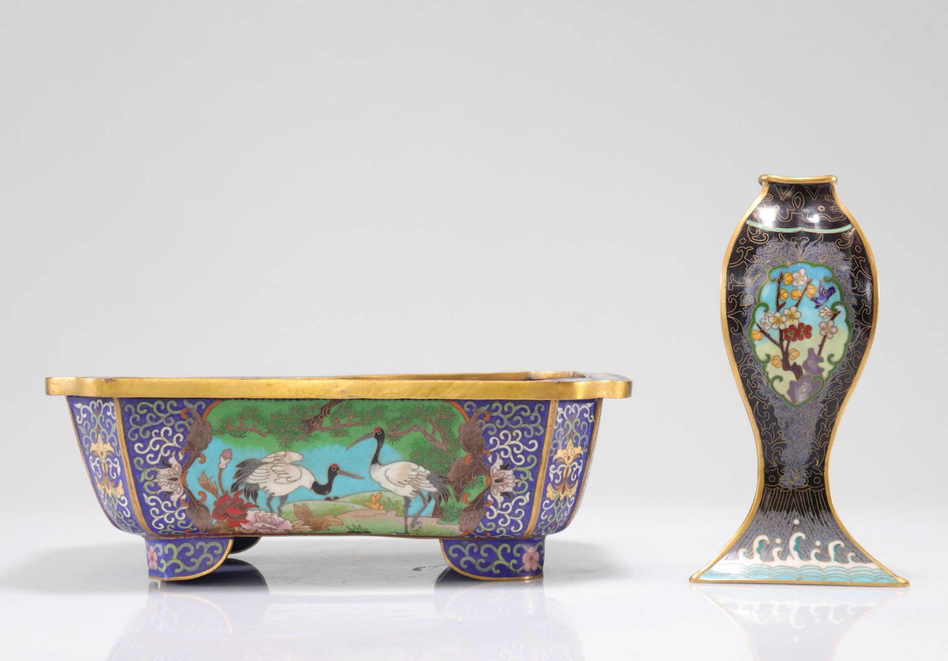 Cloisonne Asian planter and vase circa 1900 - Image 3 of 4