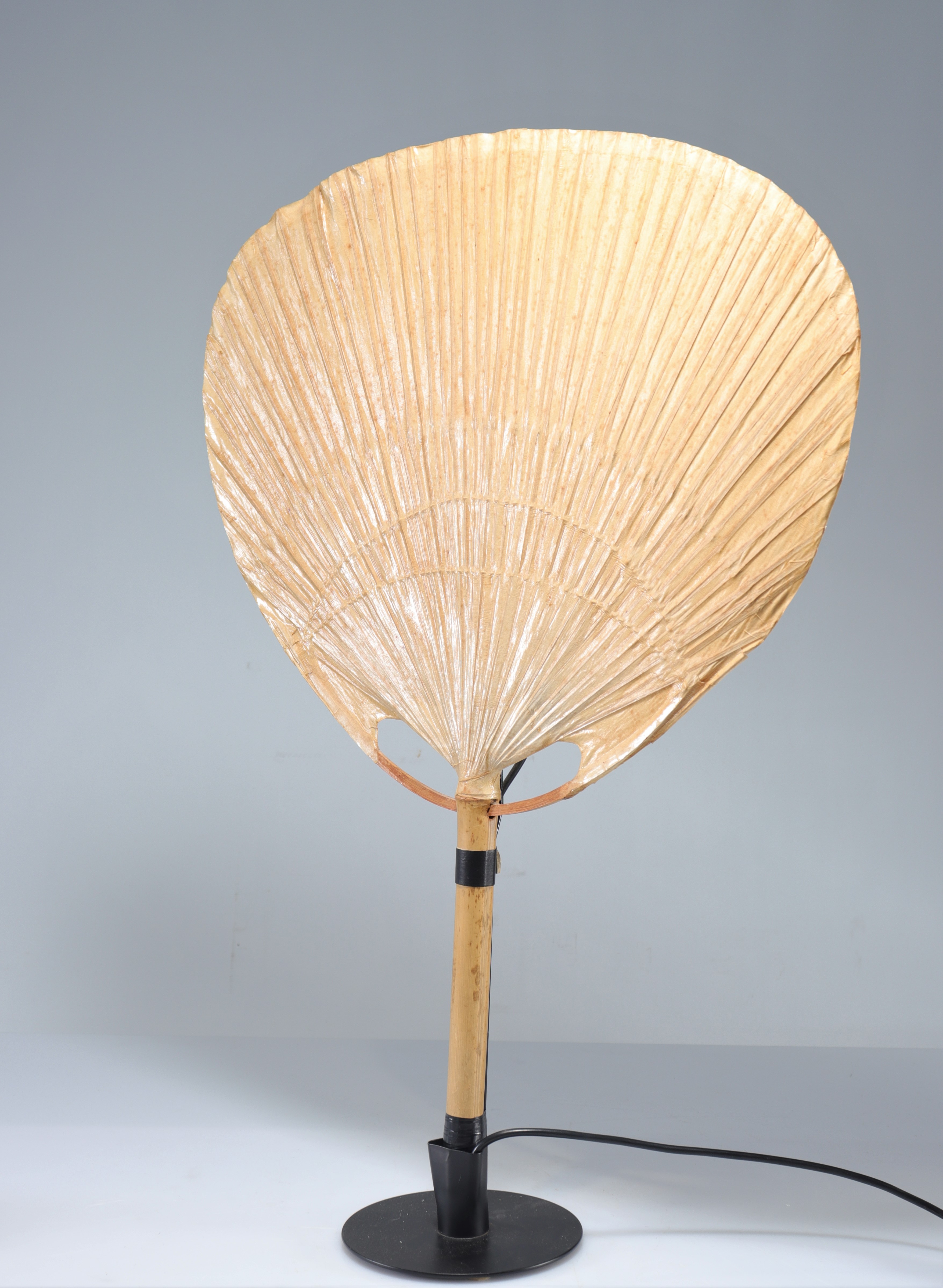 Ingo Maurer (born in 1932) Bamboo and rice paper floor lamp created in 1973 - Bild 2 aus 6