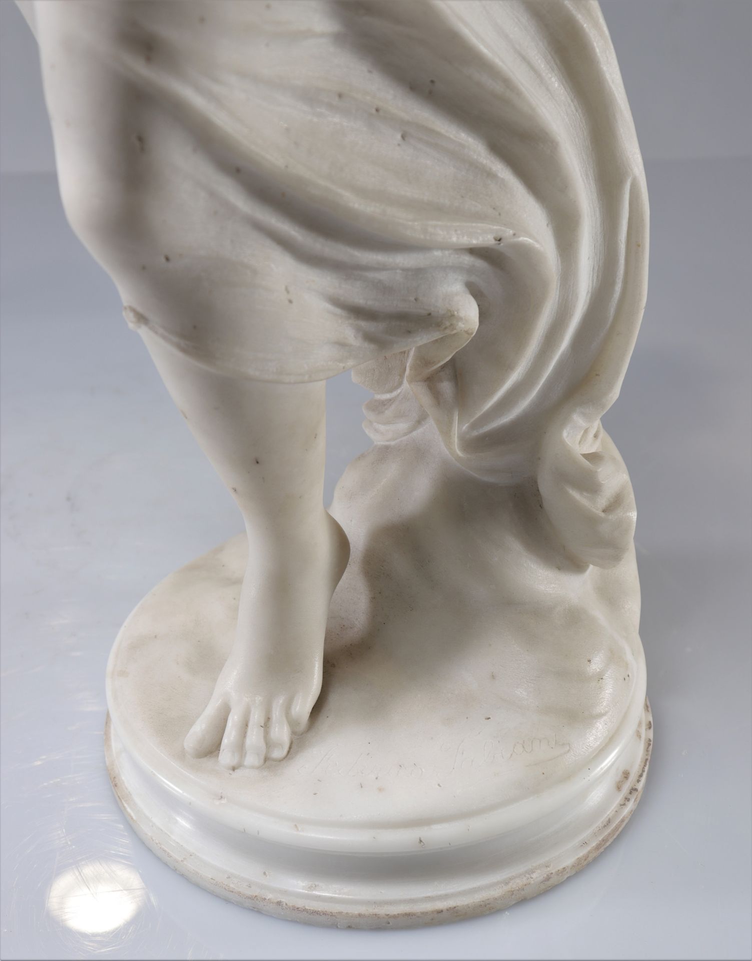 Large marble sculpture "young woman" XIXth signed - Bild 6 aus 6
