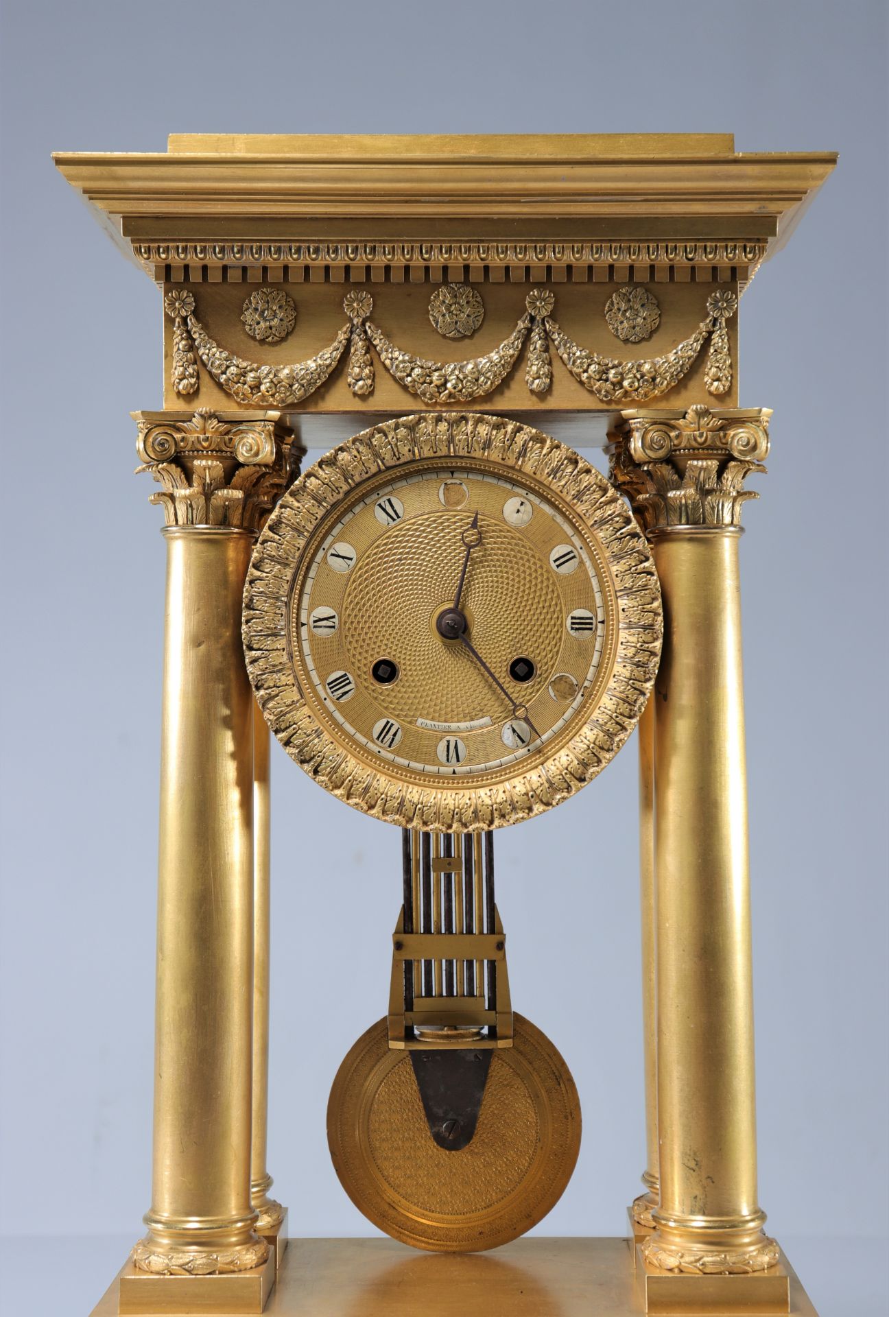 Large Charles X portico clock with pendulum in compensation beautiful quality of gilding - Bild 4 aus 6