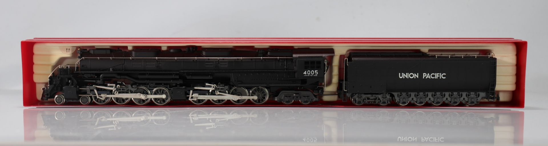 Rivarossi locomotive / Reference: 1254 / Type: locomotive 4-8-8-4 Big Boy