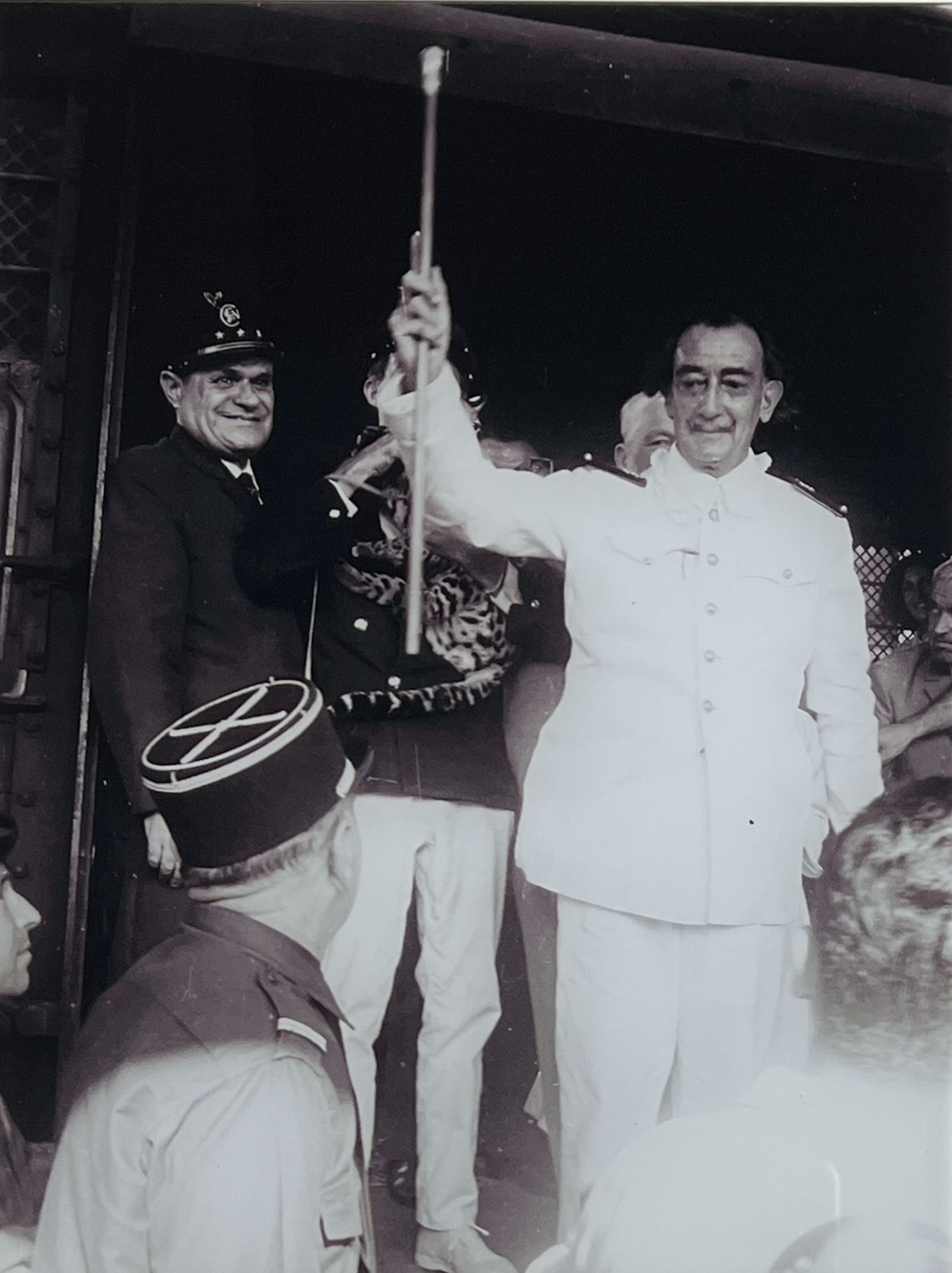 Julia Robert and Salvador Dali. Photography under altuglass. Salvador Dali leaving the train in Perp