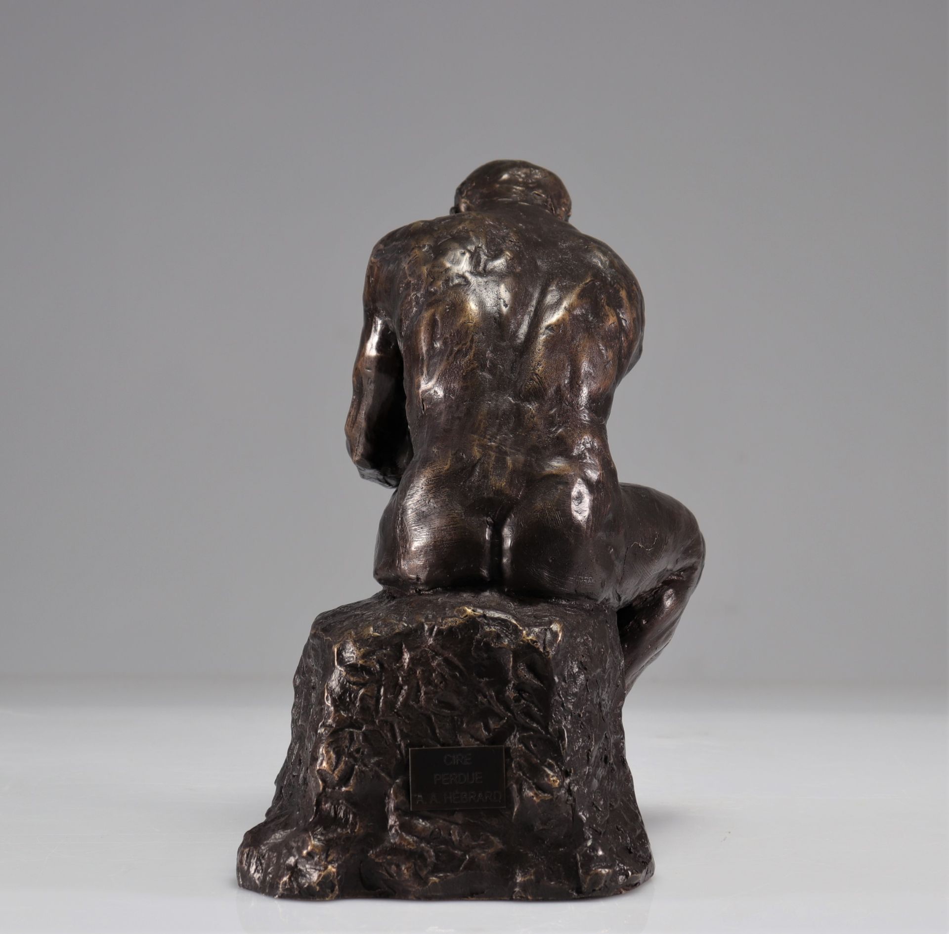 Auguste Rodin (After). " The Thinker ". Lost wax bronze with brown patina. Signed "Rodin" hollow. Be - Bild 4 aus 6