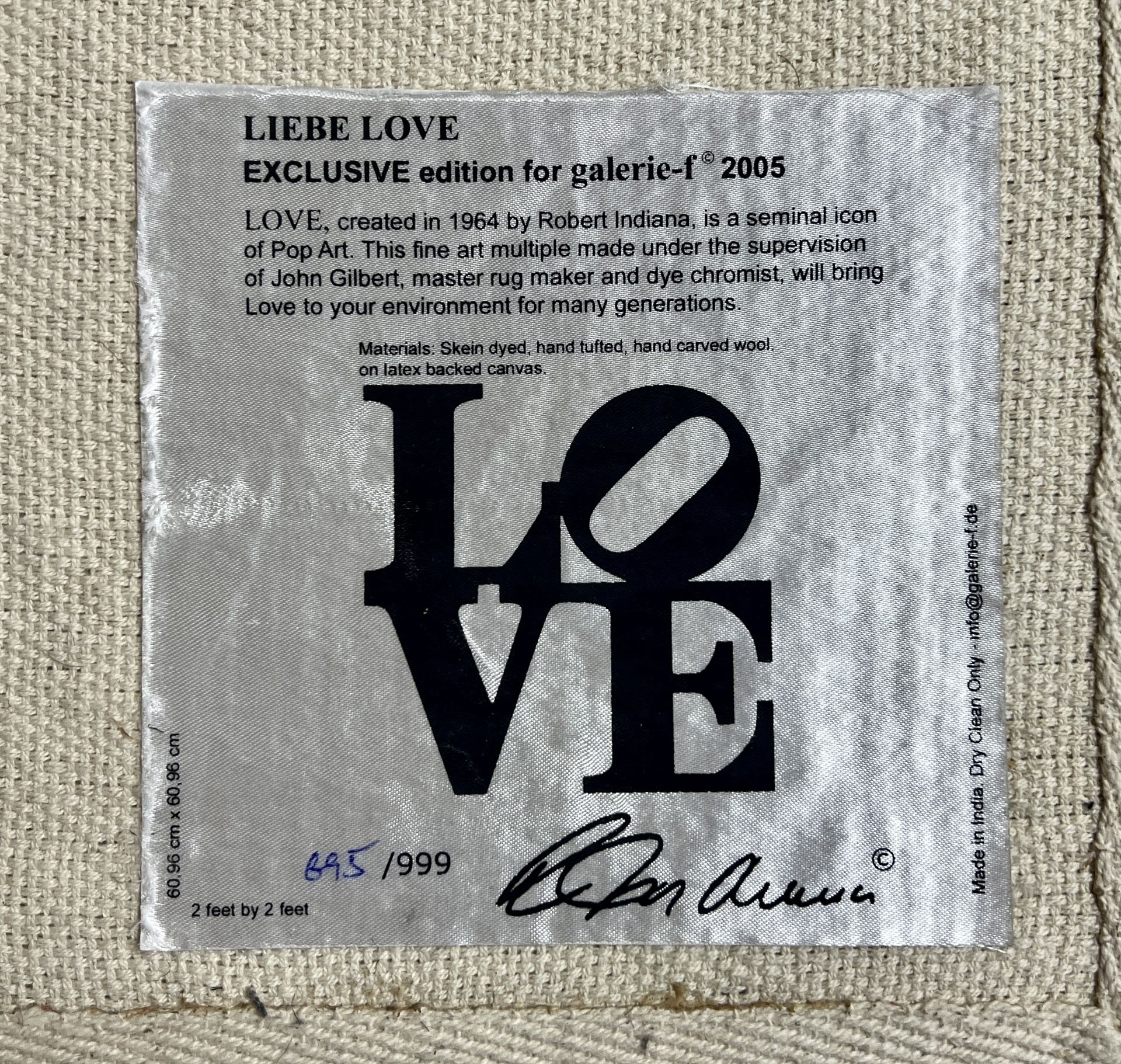 Robert Indiana. Liebe Love - 2005. Wool rug. Signed (in the plate). Numbered 895/999 on the bolduc o - Bild 3 aus 3