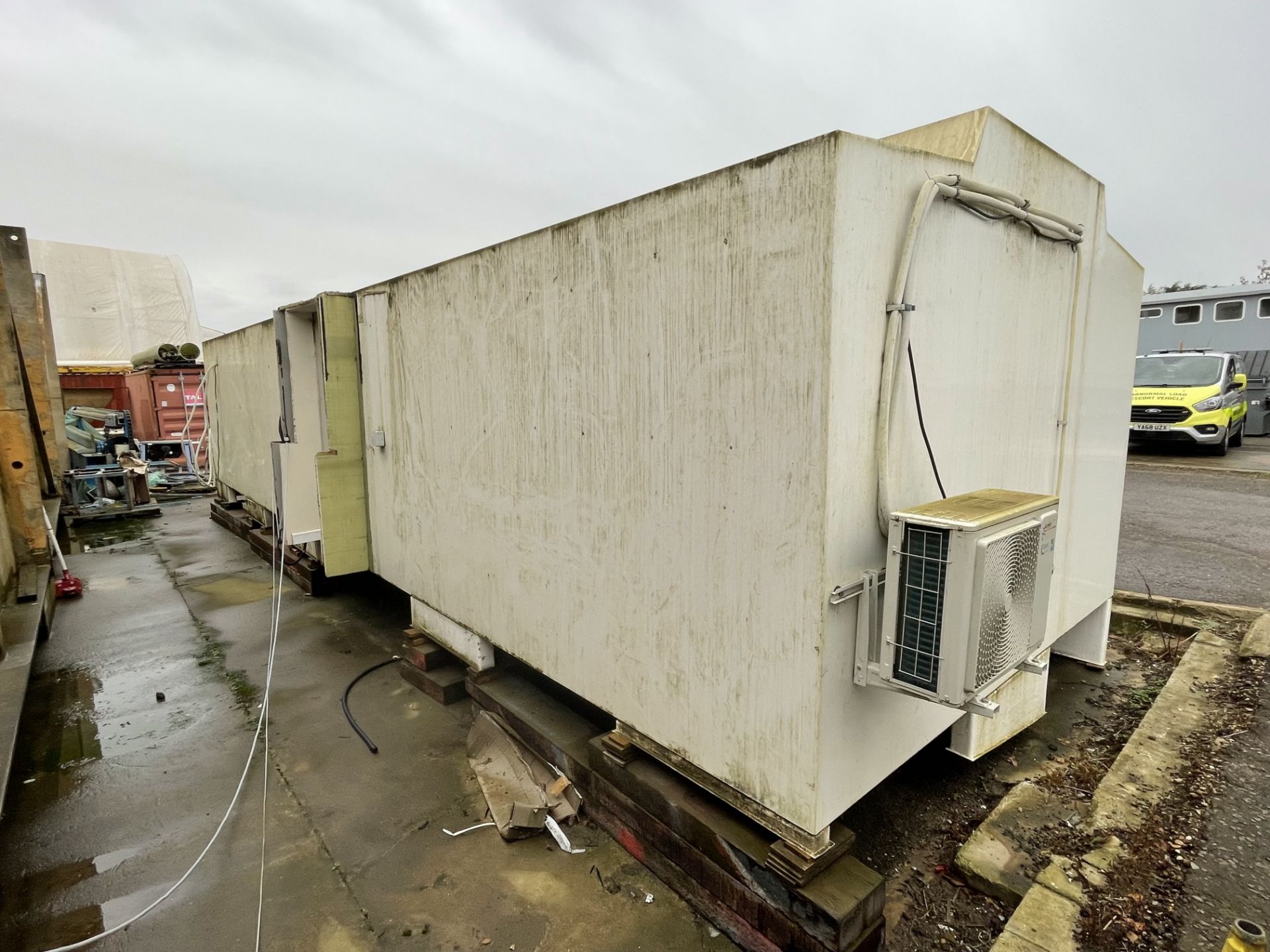 Marine Pod Cabin Office, Internal Measurements: 10.5x3.4x2.4m, Wired and Fitted with 2x Chigo MFR- - Image 3 of 13