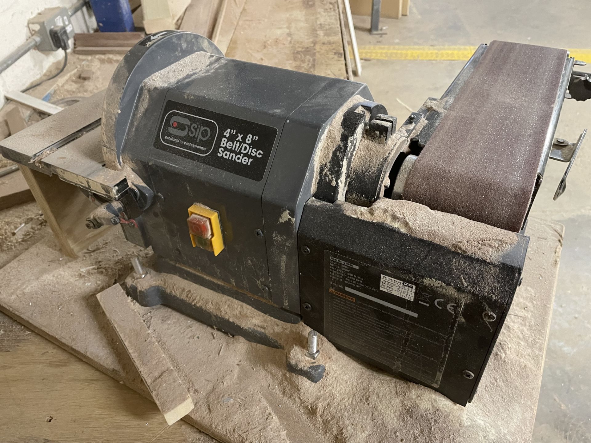 S.I.P Model 01946 4"x8" 500W Belt/Disc Sander, 240v