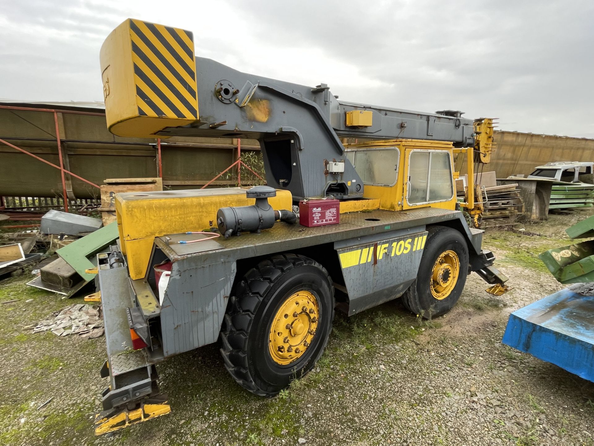 Jones IF 10S Iron Fairy Diesel Yard Crane Model ASL05 S/No. 1736, Odometer Reading 8581 Miles - Image 2 of 11