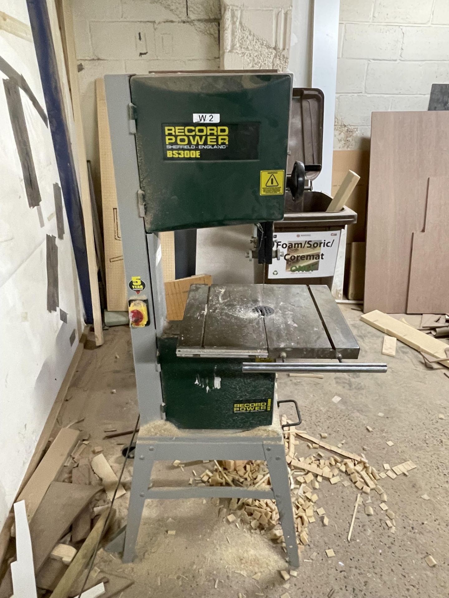 Record Power Model BS300E 2350/6-15mm Blade Bandsaw S/No.14010612037