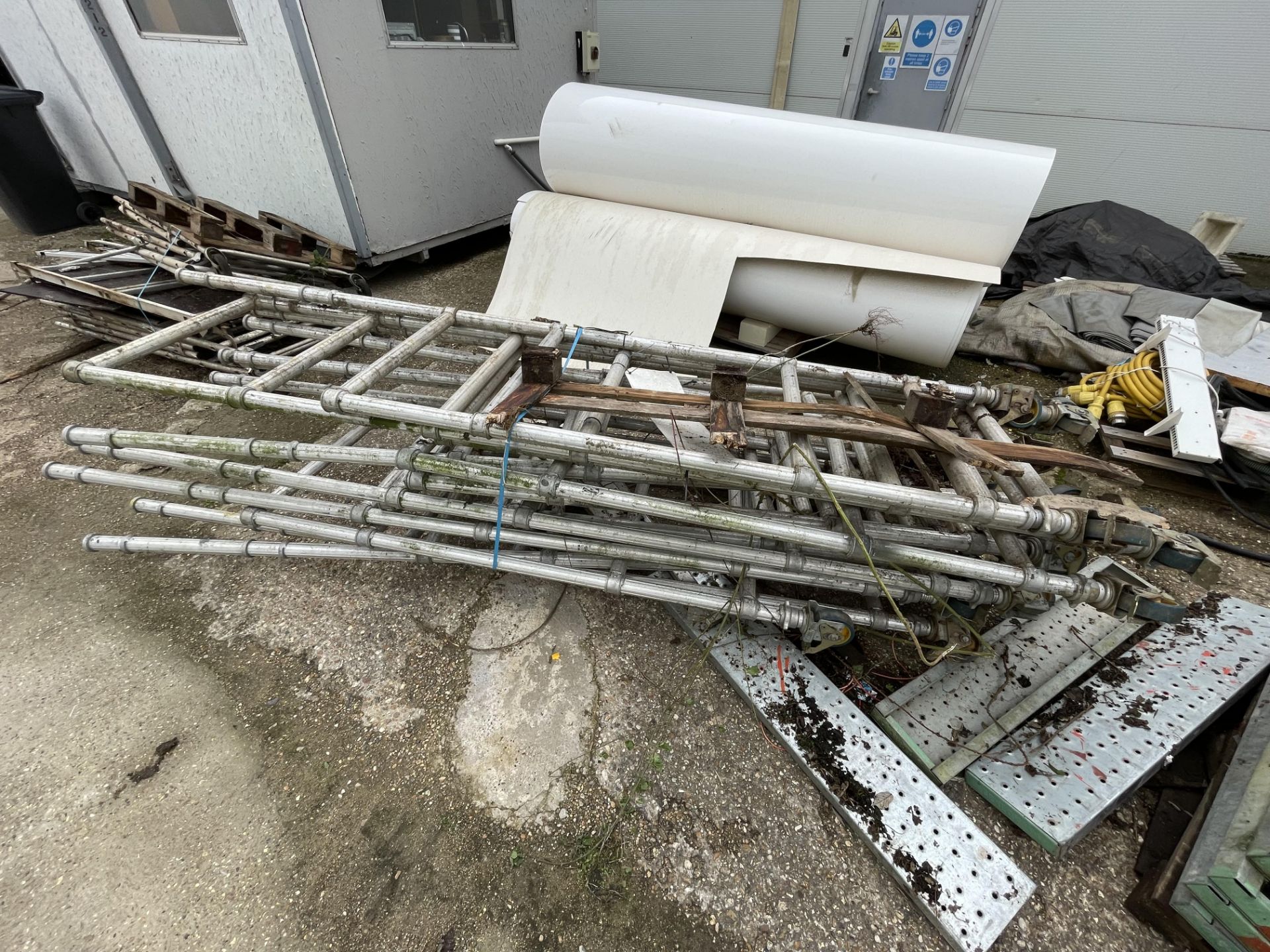 Large Quantity of galvanised steel Scaffolding and Steps - Image 4 of 16