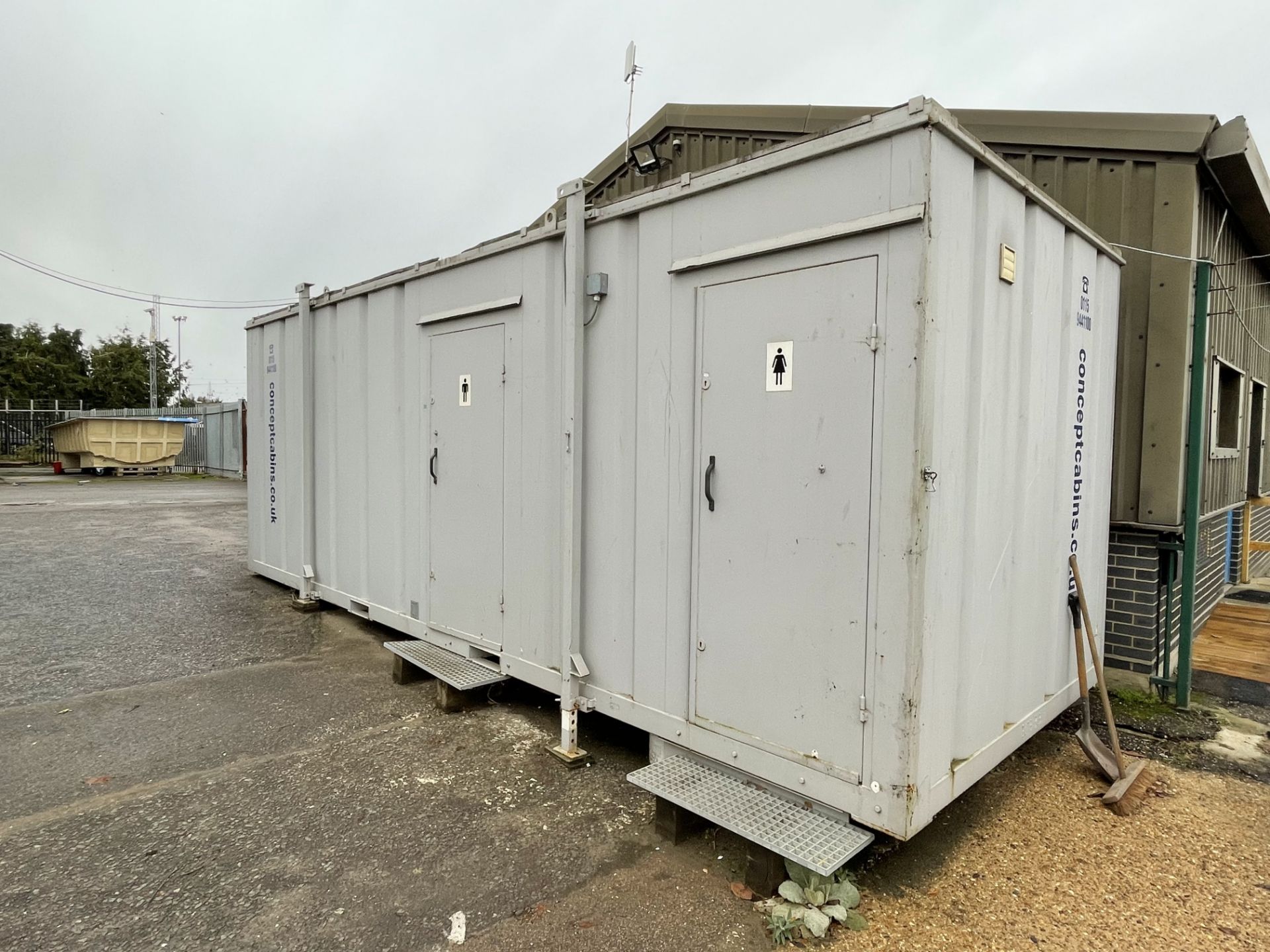 2011 Integra AV Model AV1202 Gents/Ladies Toilet Block c.7x3x2.2m S/No. 1363 with Gemini Cleaning