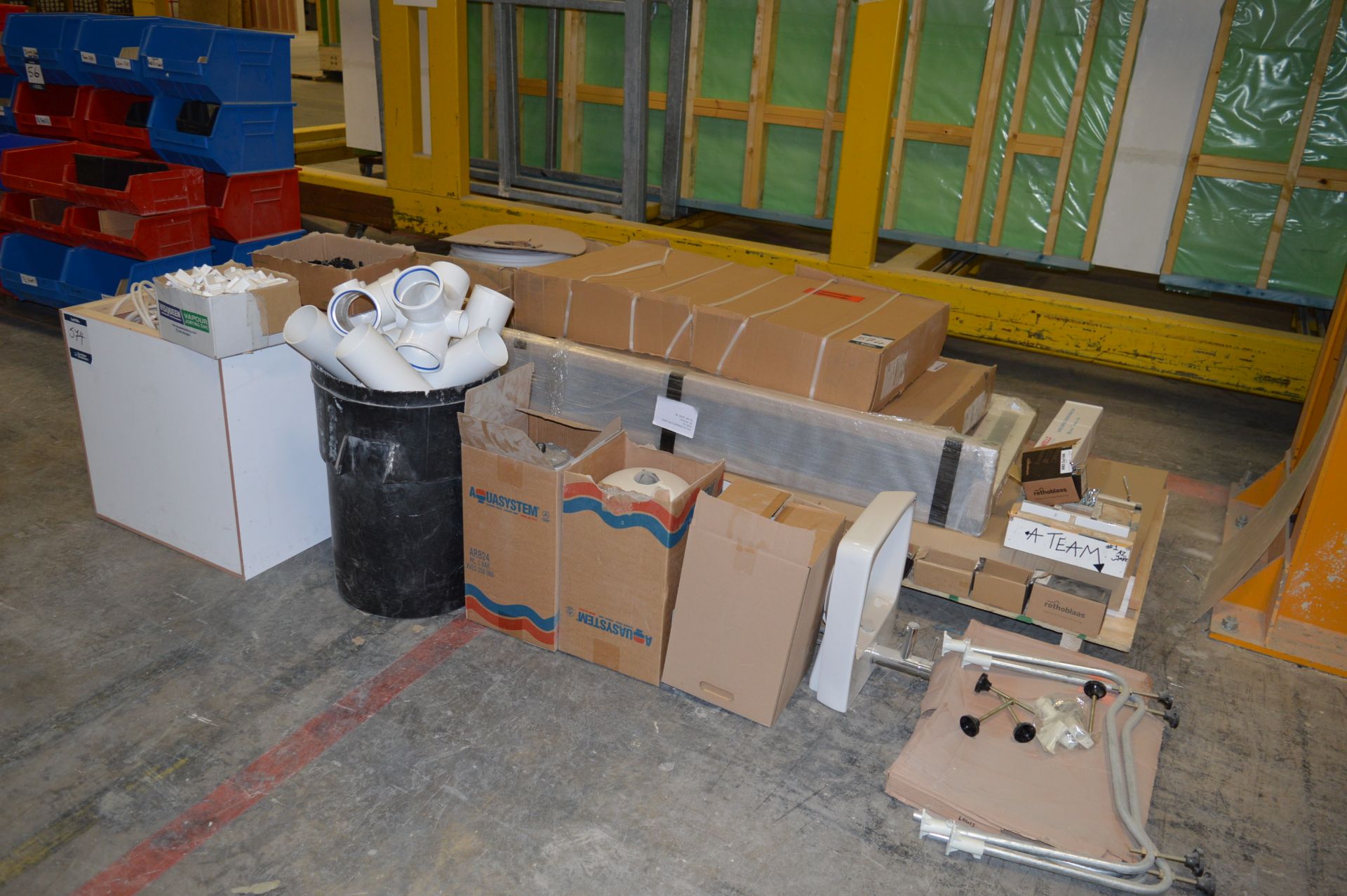 Quantity of stock including bathroom cabinets, sink, panels, soil pipe fittings, etc., as lotted - Image 2 of 2