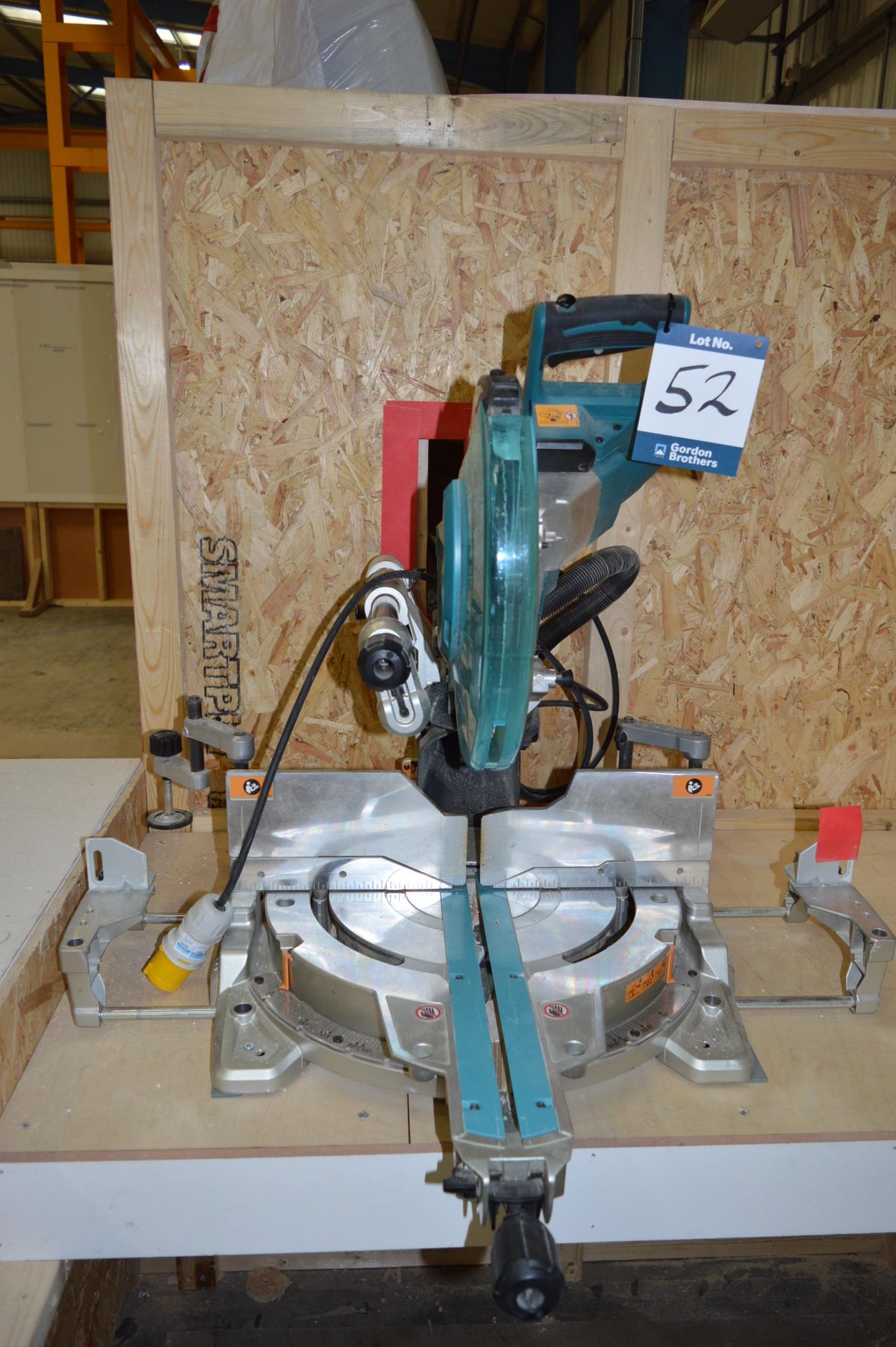 Makita, mitre saw, Model LS1219L, DOM: 10/2020, Serial No. 21705G, 110v