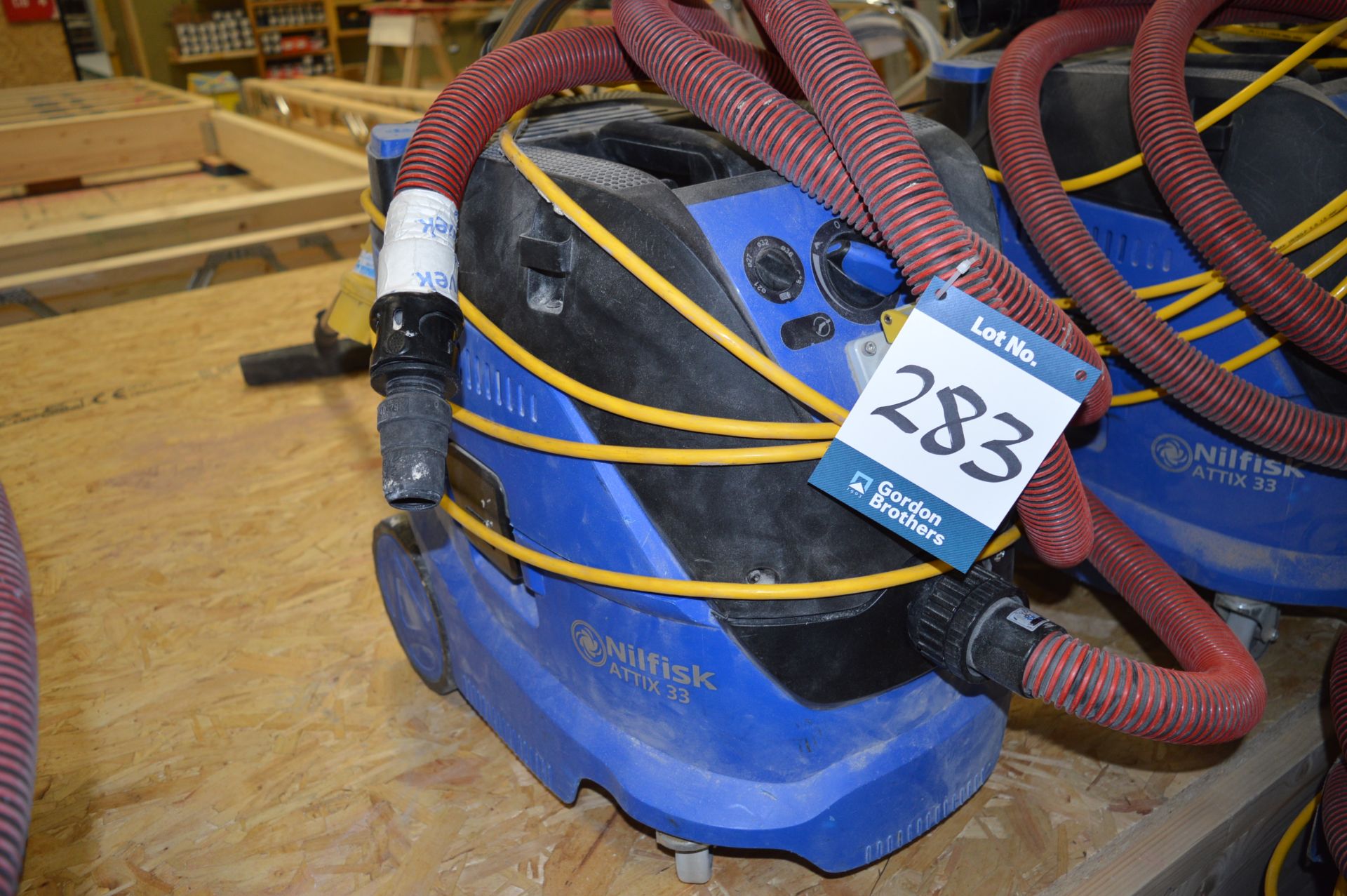 Nilfisk, vacuum cleaner, Model Attix33, 110v