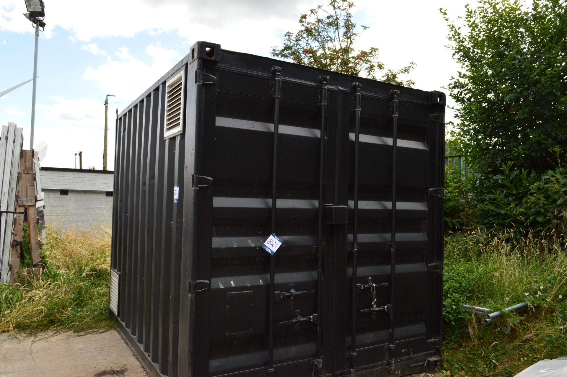 Steel storage container, 12' x 8' x 8'6" and 3x (no.) steel racks (RESERVE COLLECTION) - Image 2 of 2