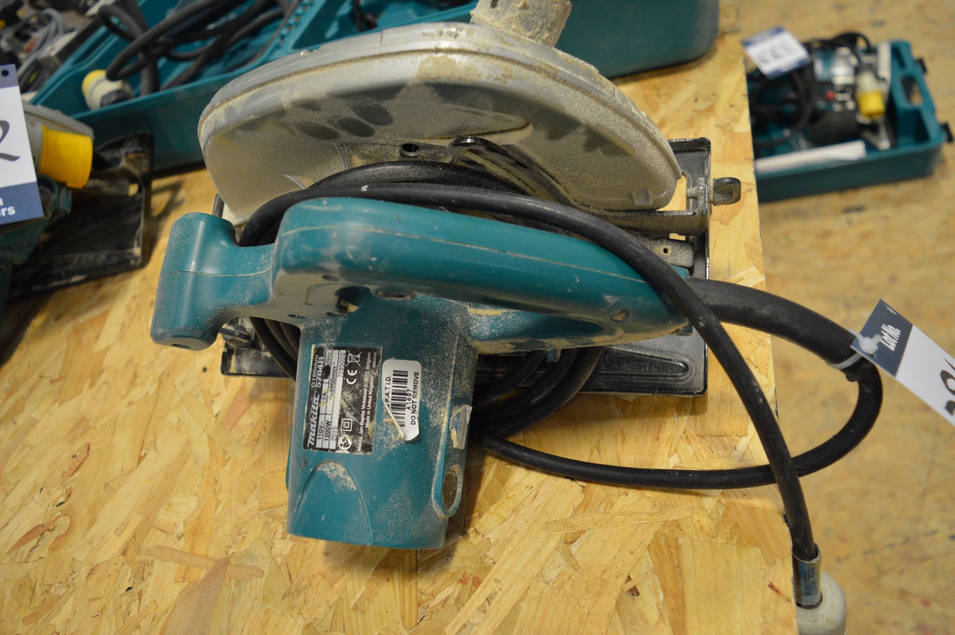 Makita, circular saw, Model 5704R, 110v - Image 2 of 2