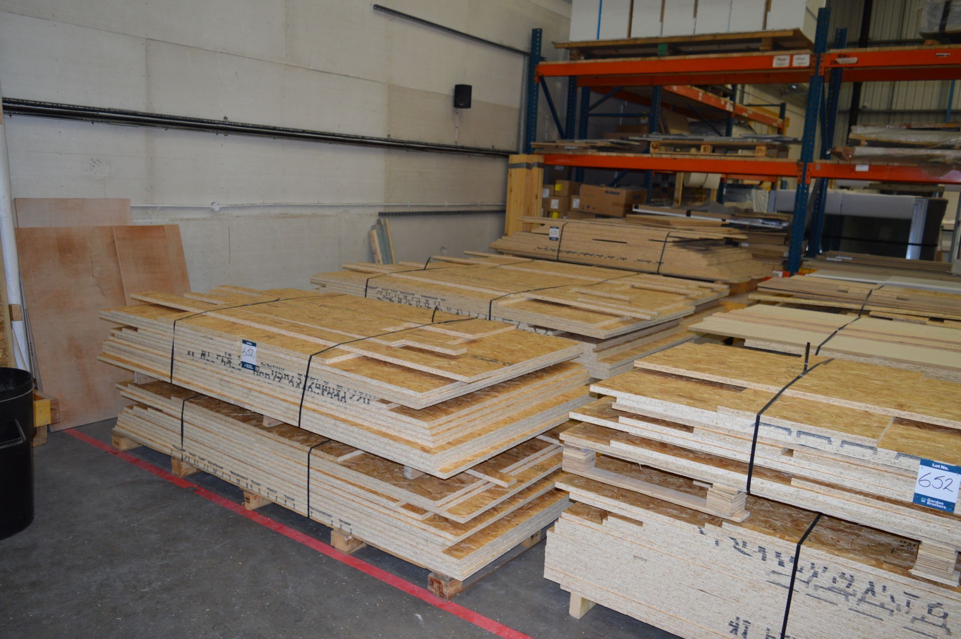 Quantity of cut to size sheets OSB, plywood, etc., as lotted - Image 4 of 6