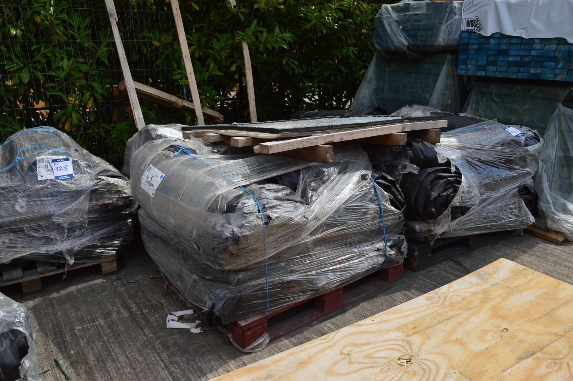 Quantity of pod transport sheets, etc., as lotted