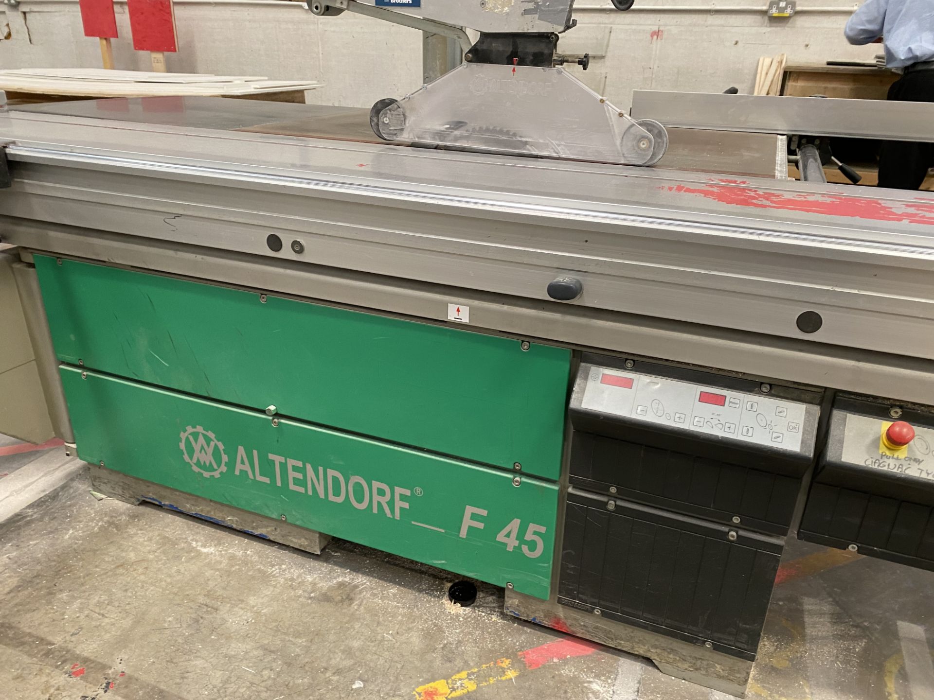 Altendorf F45 CE-AU8F 450mm dimension circular saw bench with digital gauge and controller, Serial - Image 5 of 8