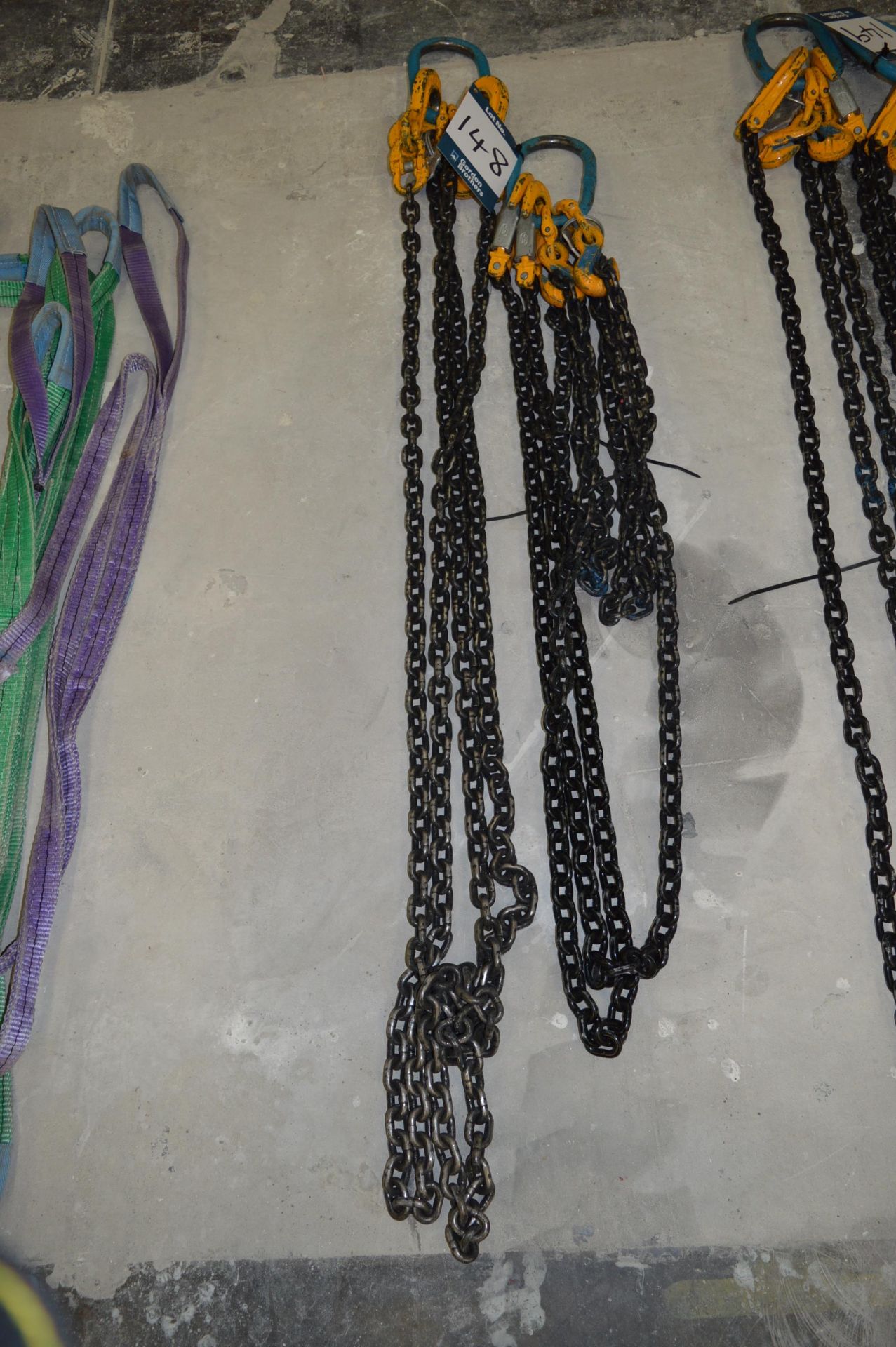 2x (no.) two leg lifting chains, each with shorteners