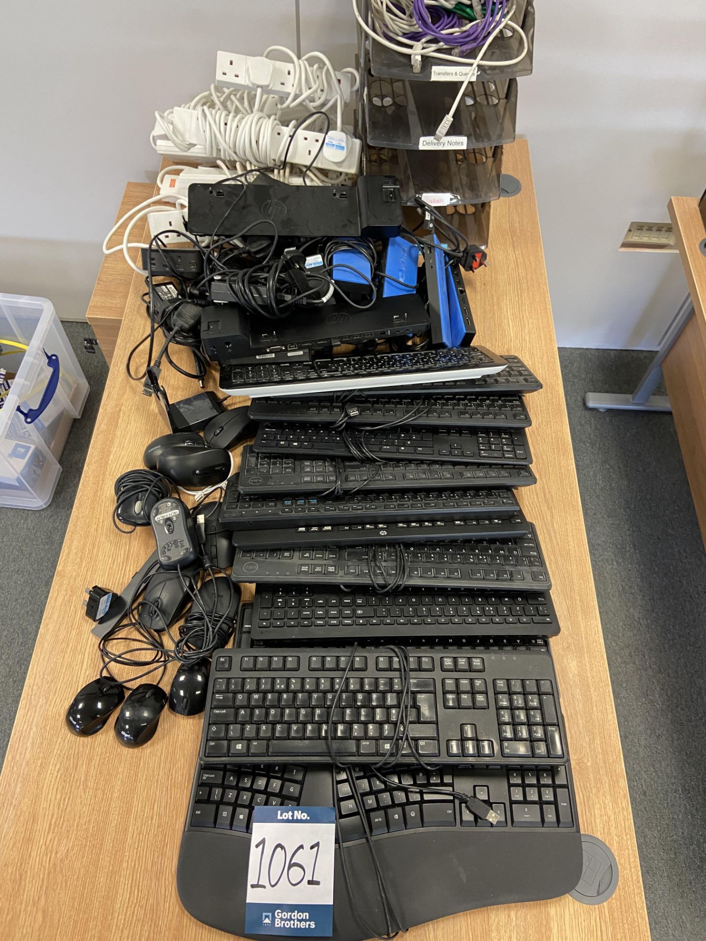 Lot comprisng: Various laptop chargers, phone chargers, docking stations, keyboards, mouses, - Image 2 of 5