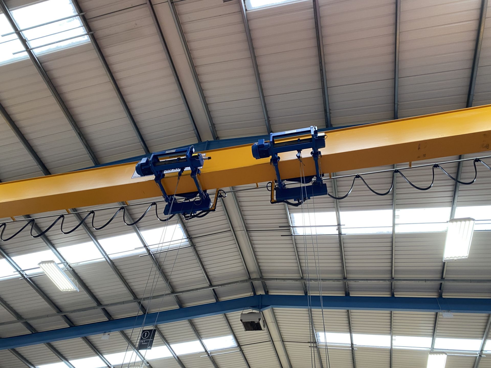 Industrial Cranes 5 tonne OET crane comprising 2No. 2.5 tonne wire rope hoists, remote control - Bild 2 aus 3