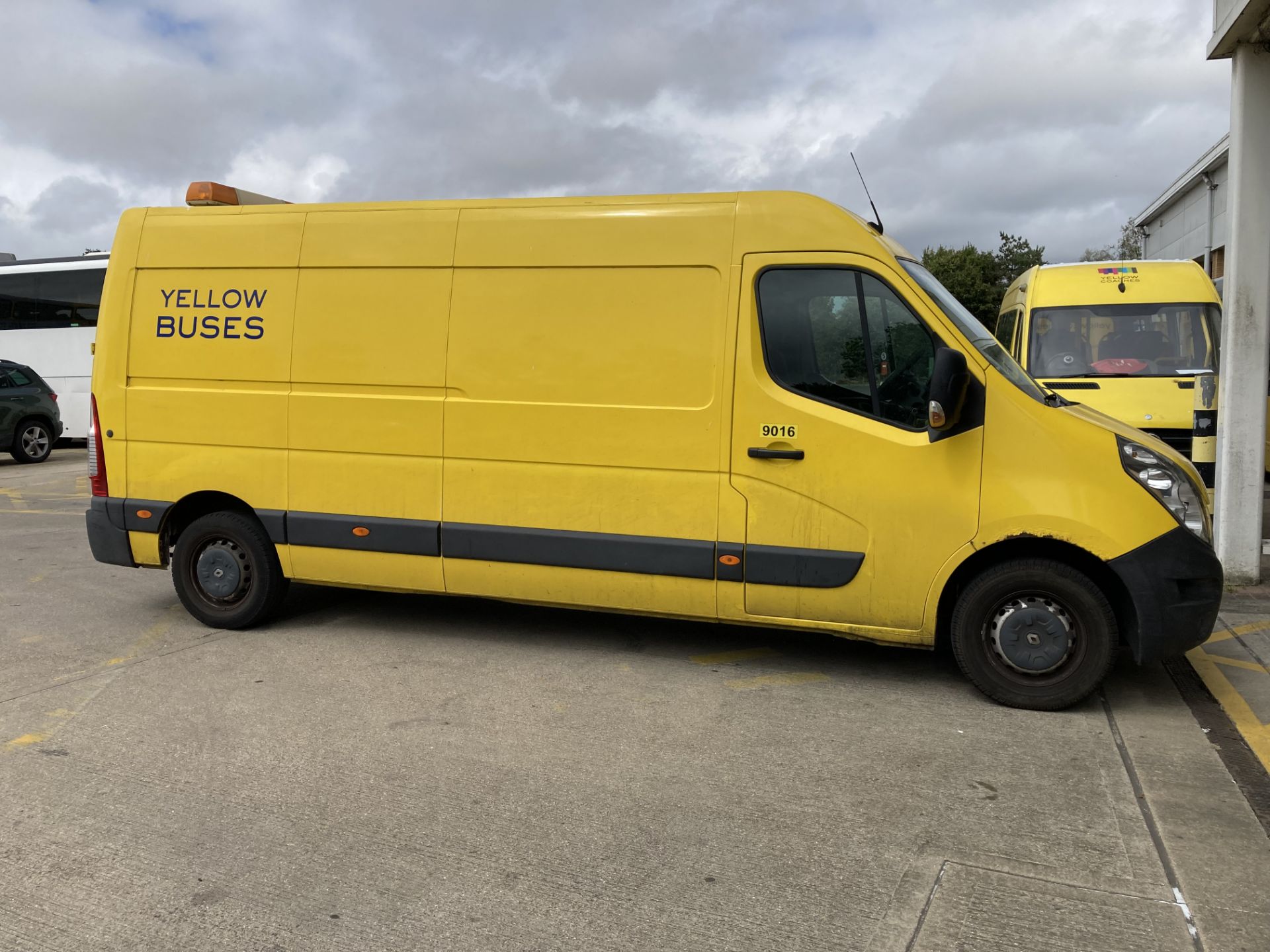 Renault Master LM35 DCI panel van, Euro 5, Registration No: LV12 XYA, Fleet No: 9016, Odometer - Image 2 of 7