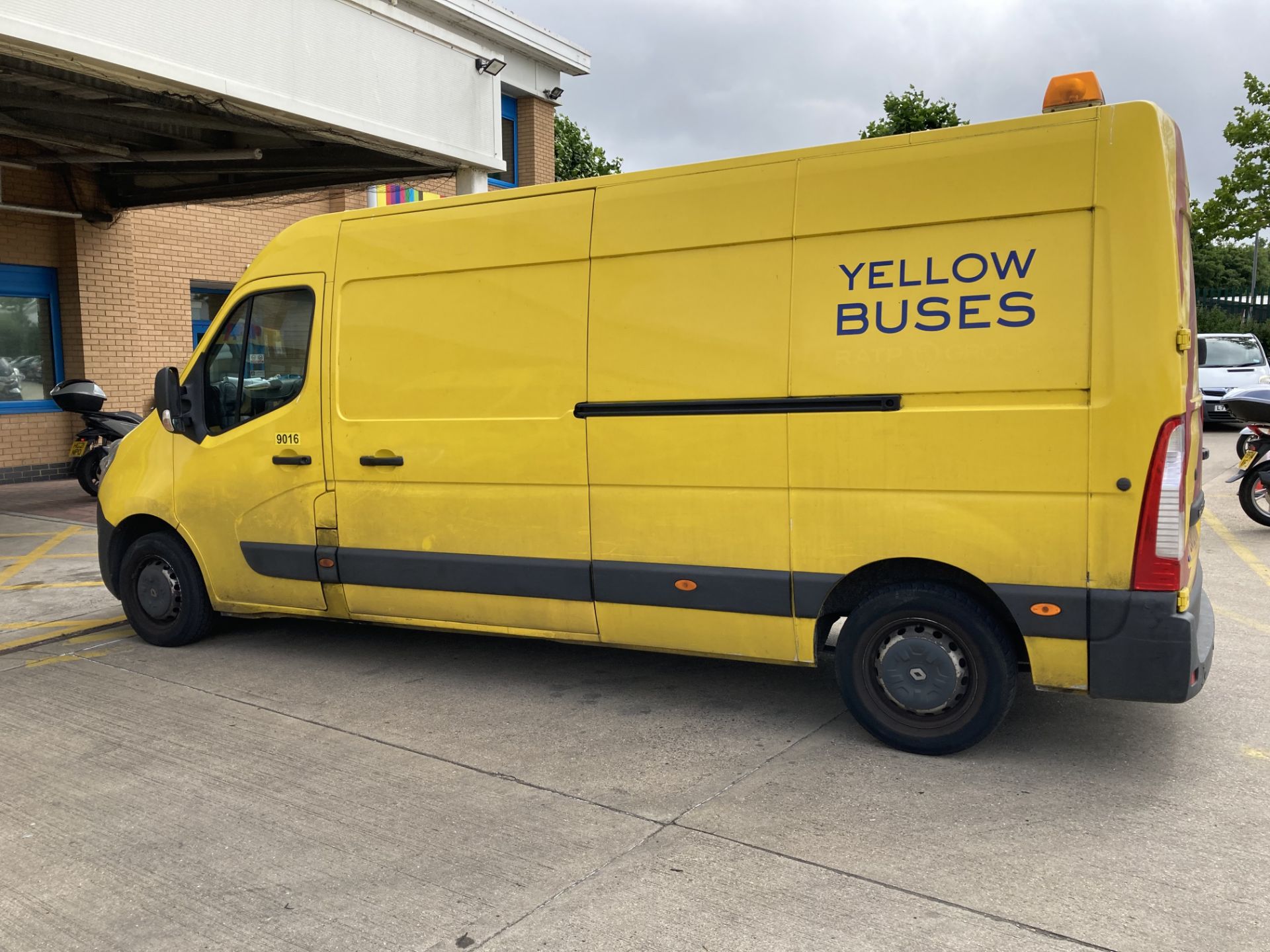 Renault Master LM35 DCI panel van, Euro 5, Registration No: LV12 XYA, Fleet No: 9016, Odometer - Image 4 of 7