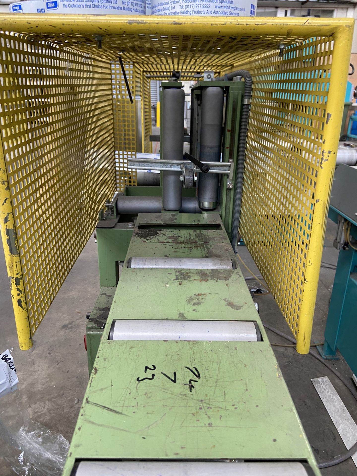 Ruscher, Model: RU-FE, taping machine with roller conveyors (2003) Serial No. 3447 - Bild 5 aus 6