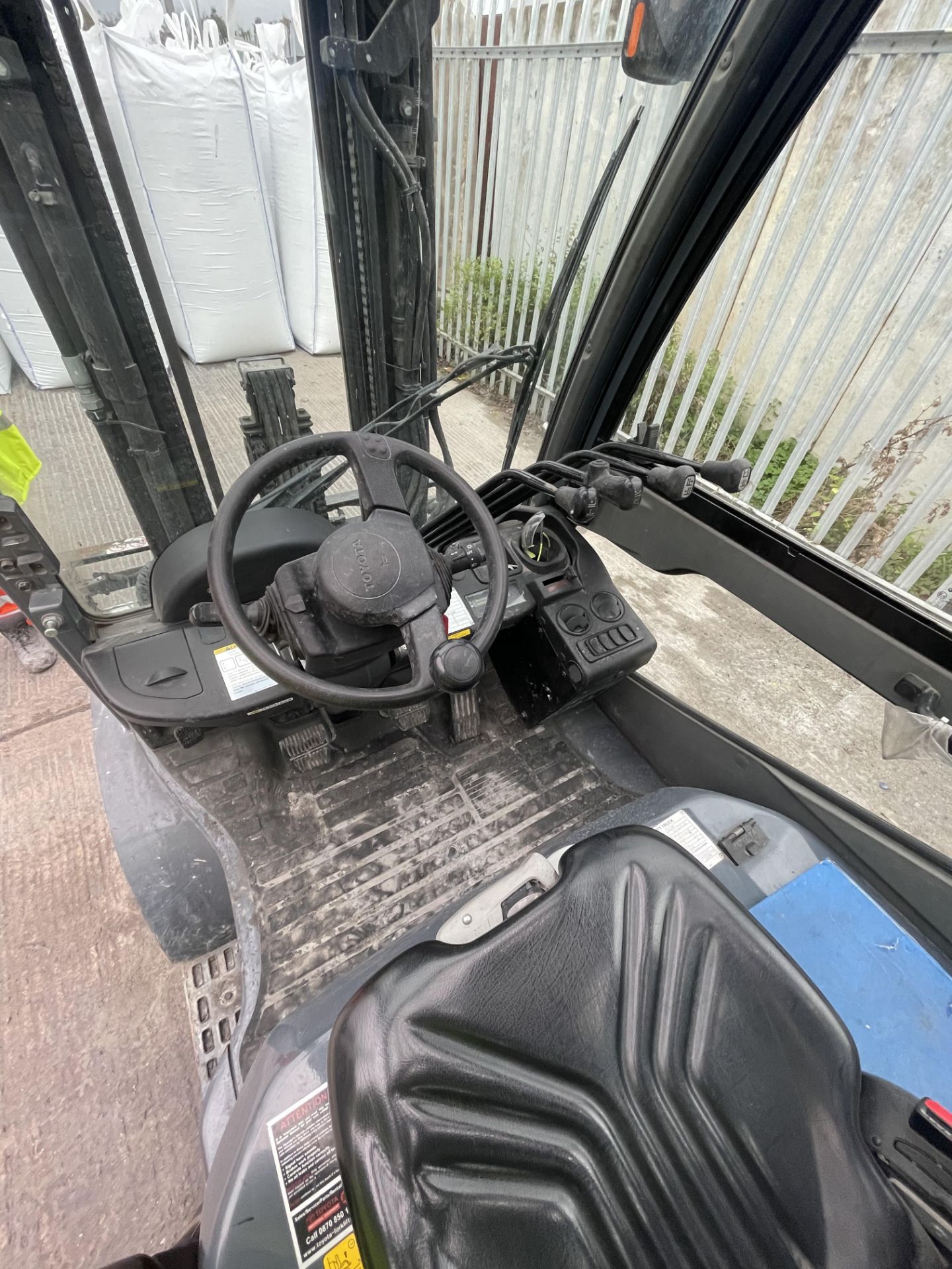 Toyota, Tonero 25 Type 02-8FDF25, diesel counter balance forklift, Serial No. 69136 (2019), Last - Image 13 of 13