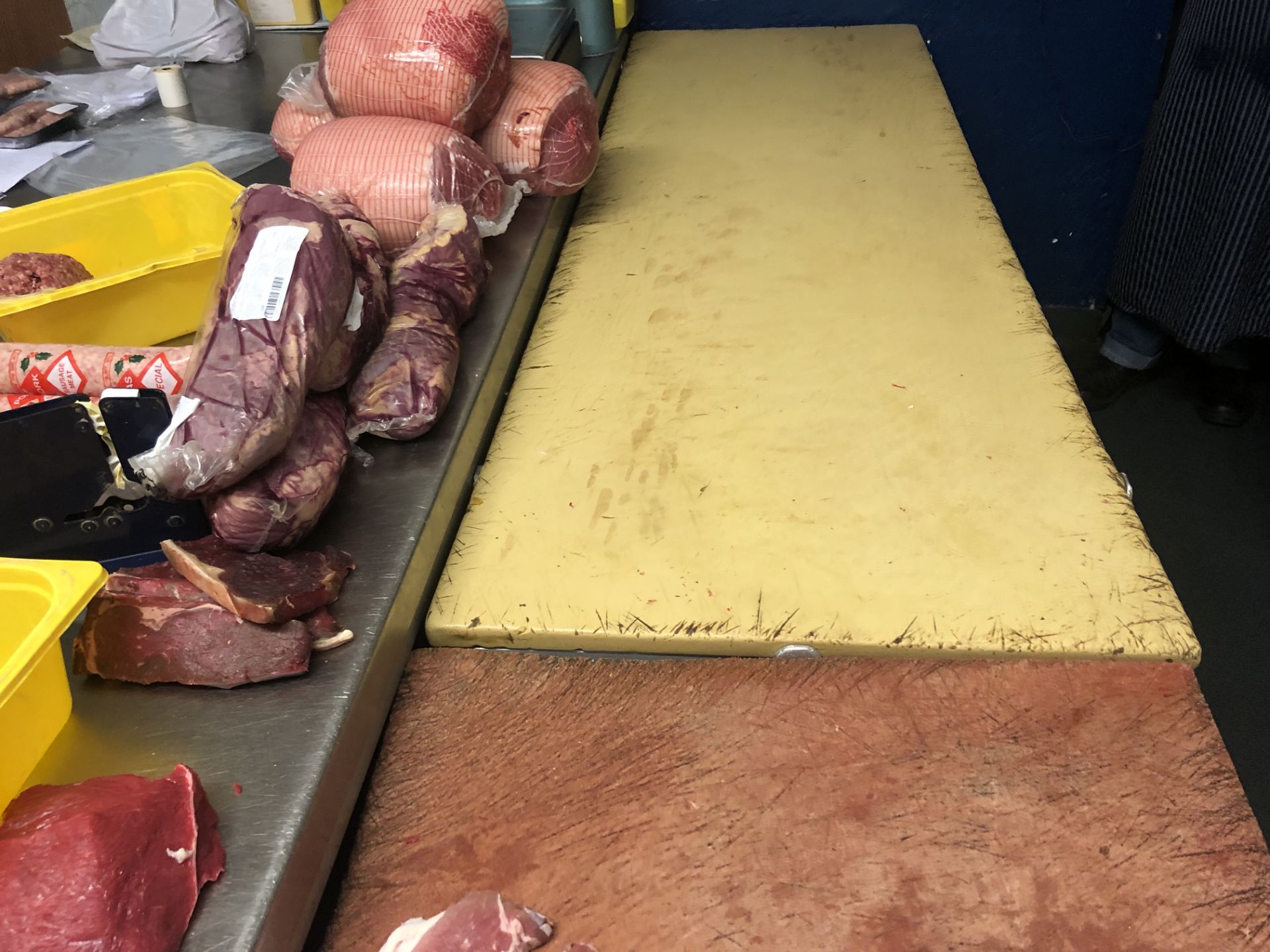 BUTCHERS CHOPPING BOARD 600 x 1800 - Image 2 of 2