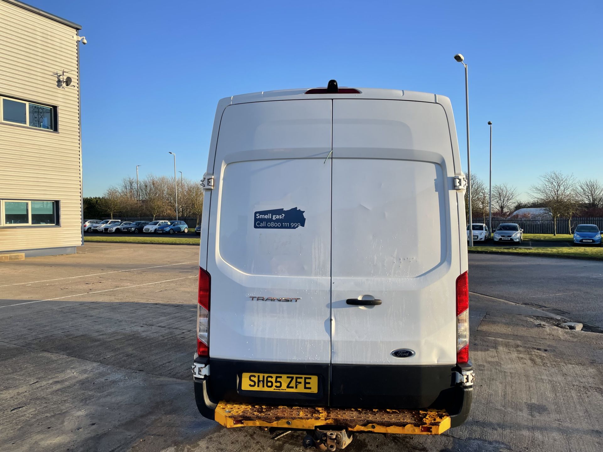 FORD TRANSIT 2015 MWB 3500KG MOT UNTIL 29/09/2022 79k MILES Reg: SH65 ZFE - Image 4 of 6