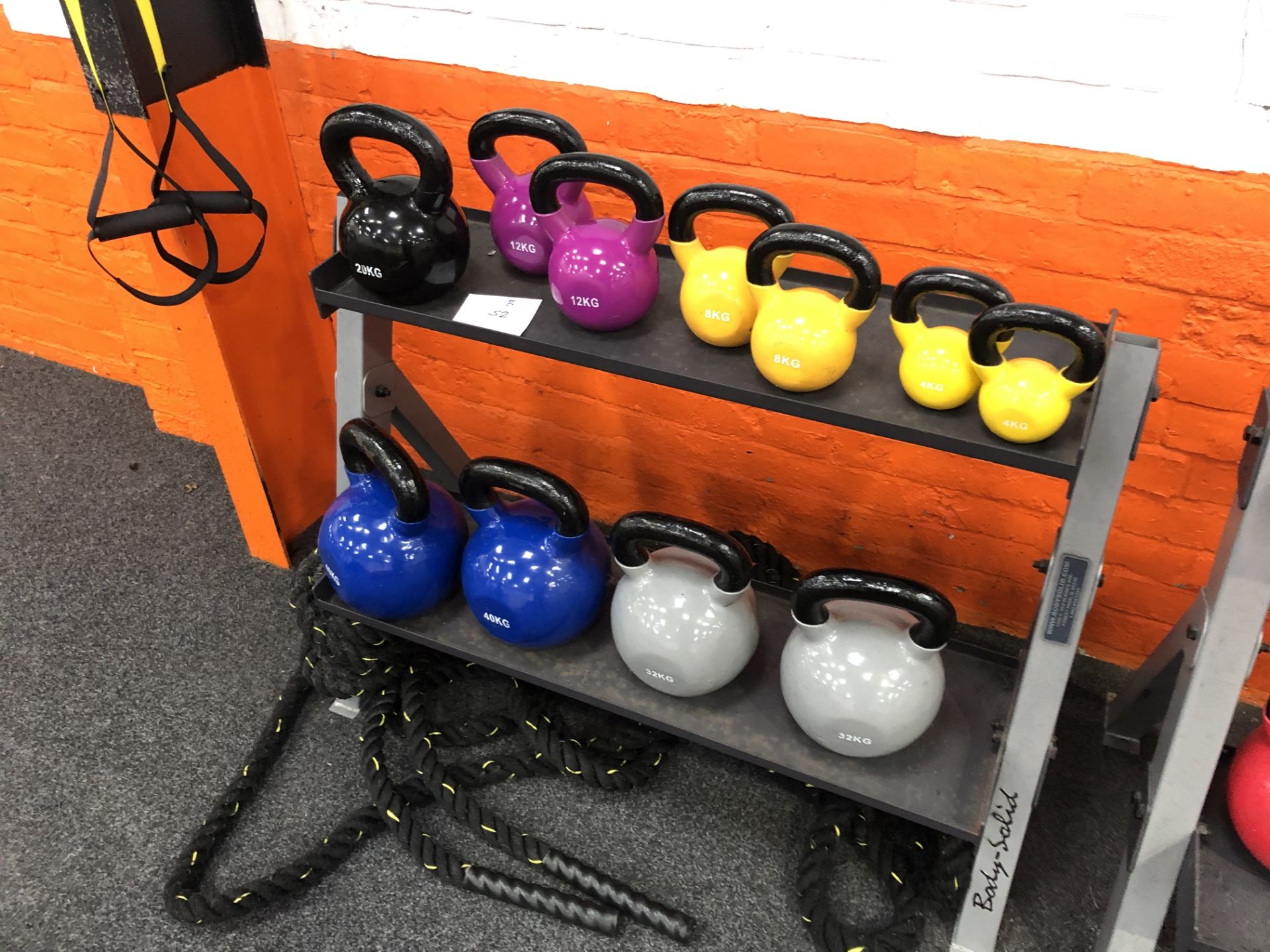 SET OF KETTLE BELLS 4kg - 32kg - Image 2 of 2