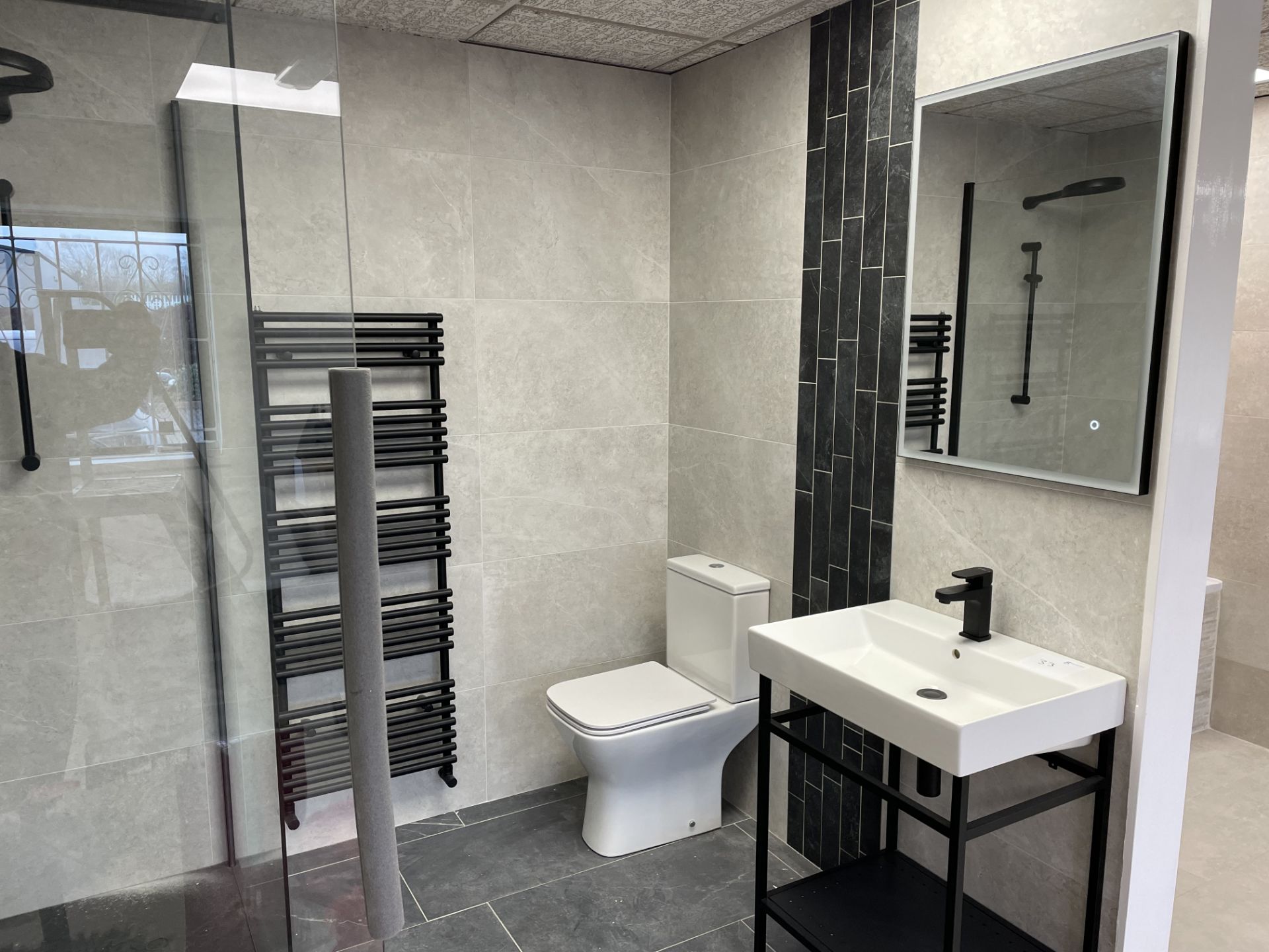 FULL BATHROOM SUITE, SHOWER, TOILET, WASHBASIN, MIRROR, RADIATOR, SHOWER TRAY