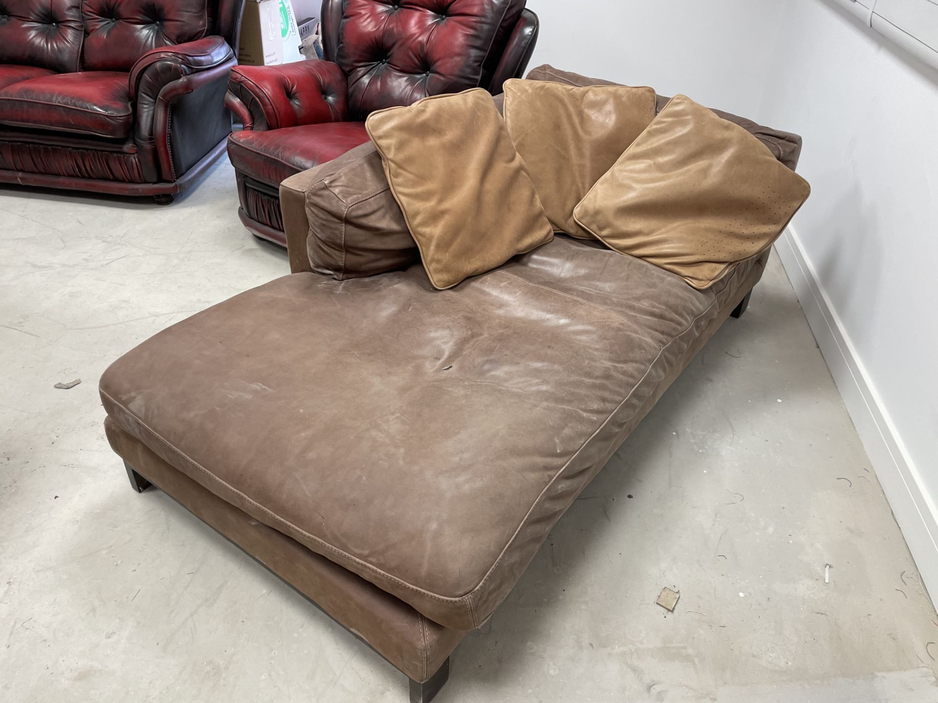 FAUX LEATHER CHAISE LOUNGE (2M x1M) - Image 2 of 2