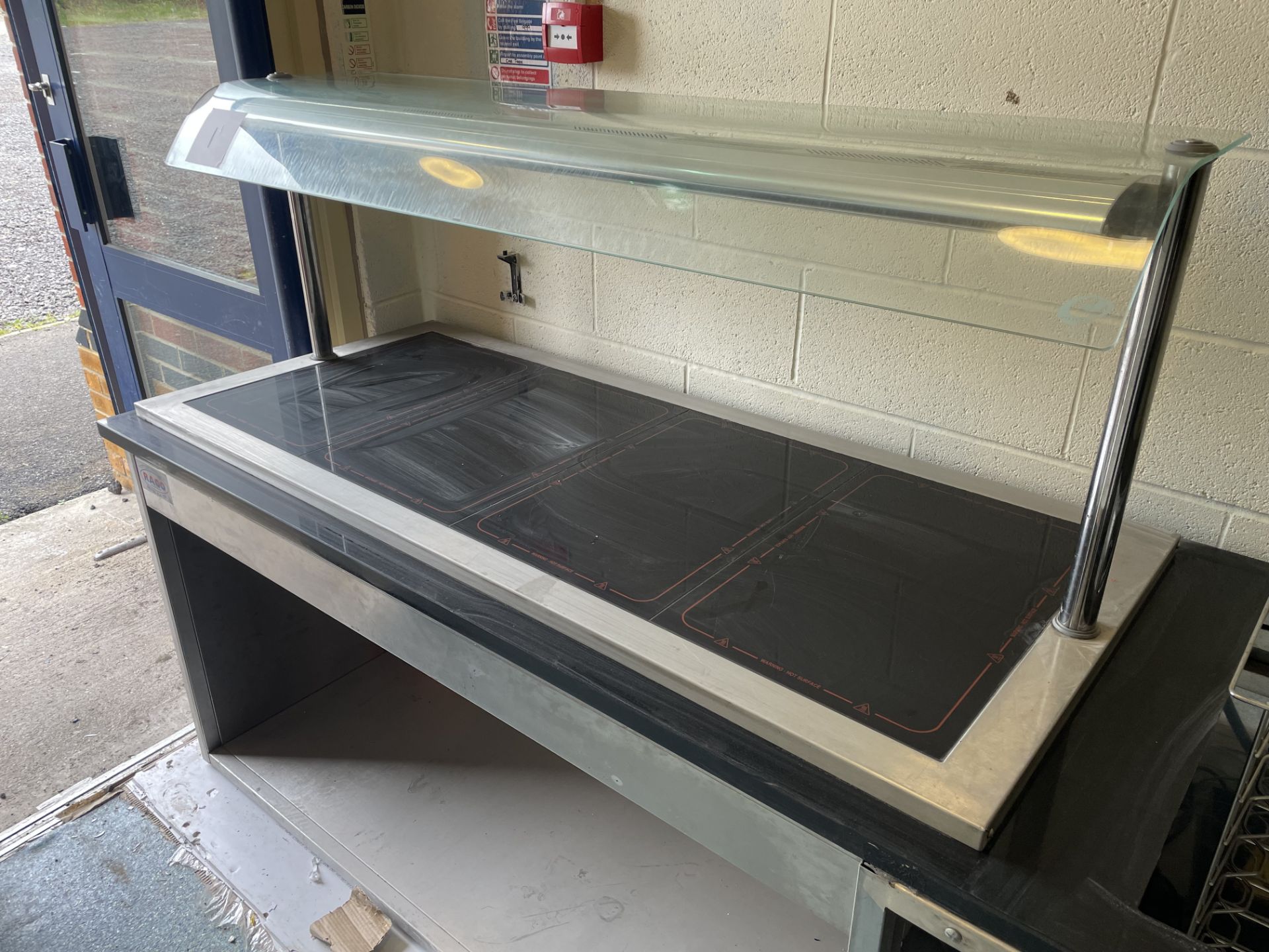 COMMERCIAL HOT PLATE WITH OVERHEAD HEAT LAMP (2200 x 750 GRANITE TOP) - Image 2 of 2