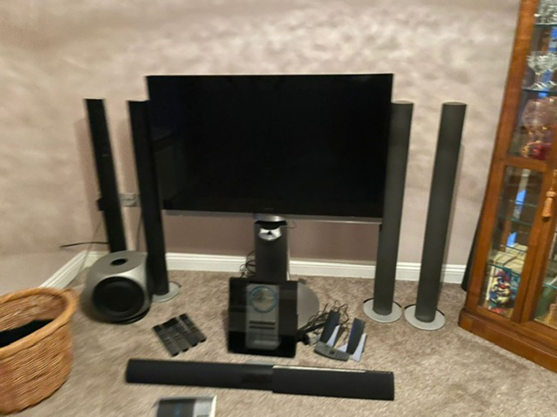 BANG & OLUFSEN TV & WIRELESS MUSIC SYSTEM- BEOLINK