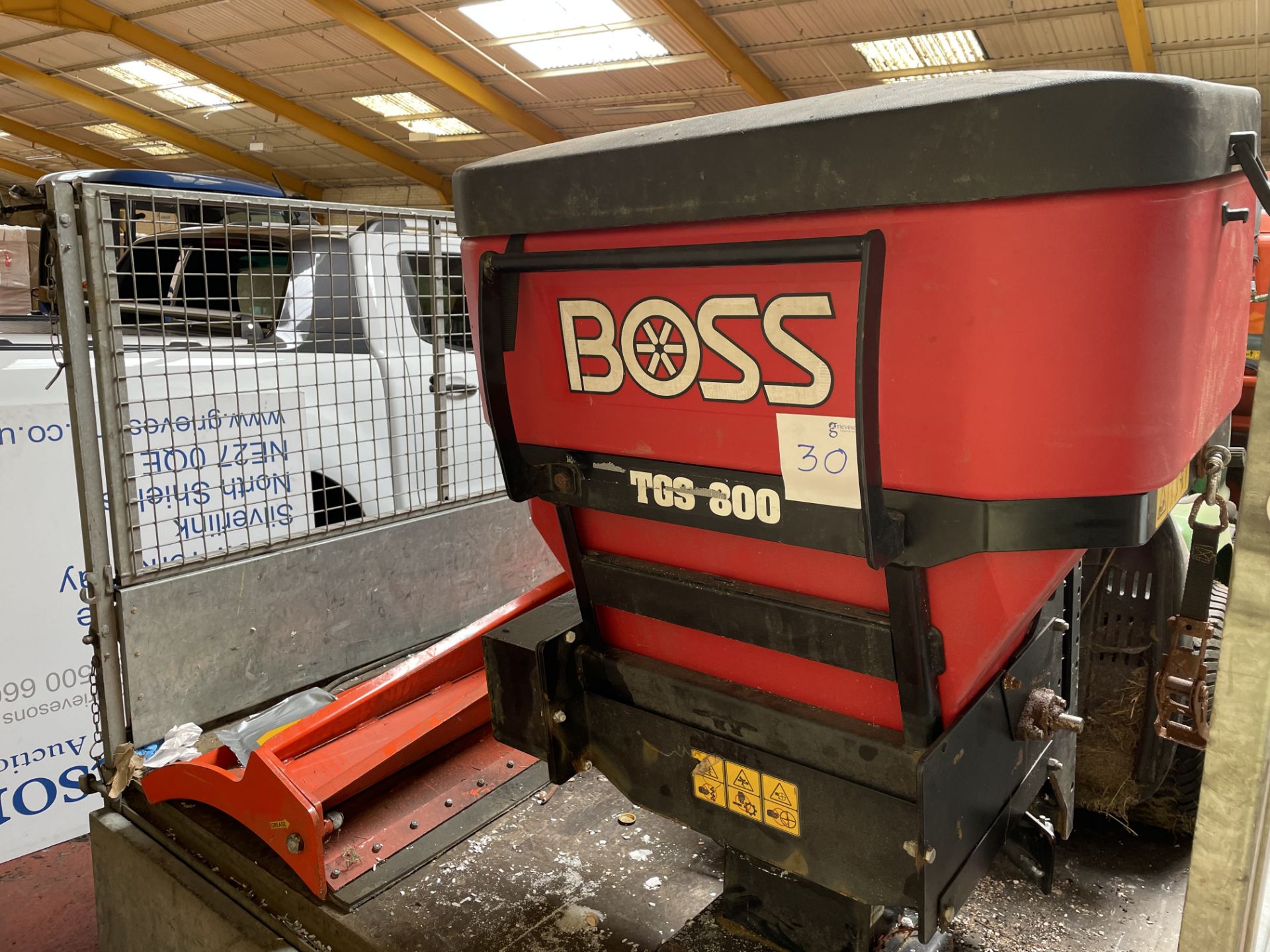 BOSS TGS 800 VEHICLE MOUNTED SALT SPREADER