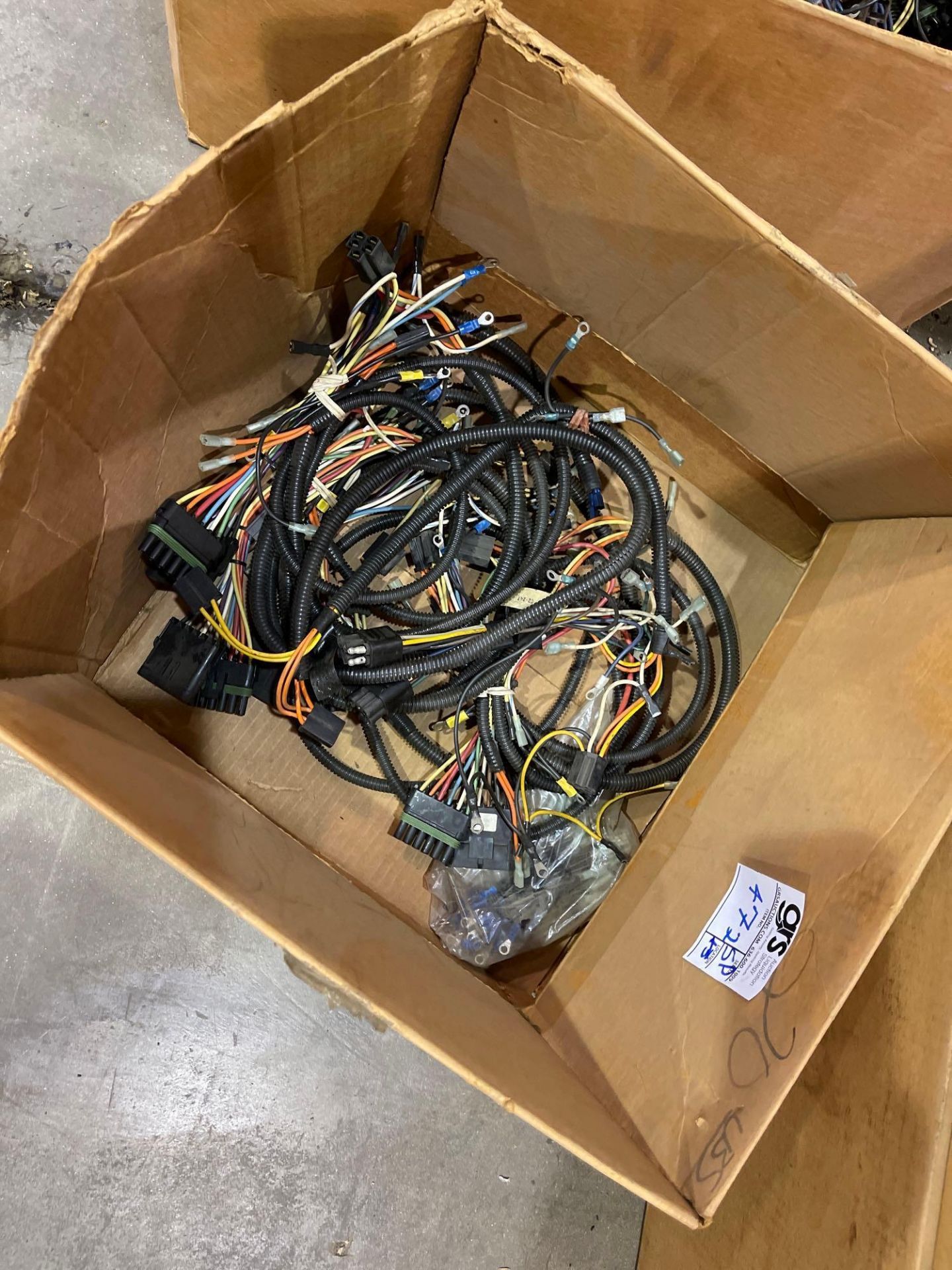 5-727 Wiring Harnesses - Image 2 of 2