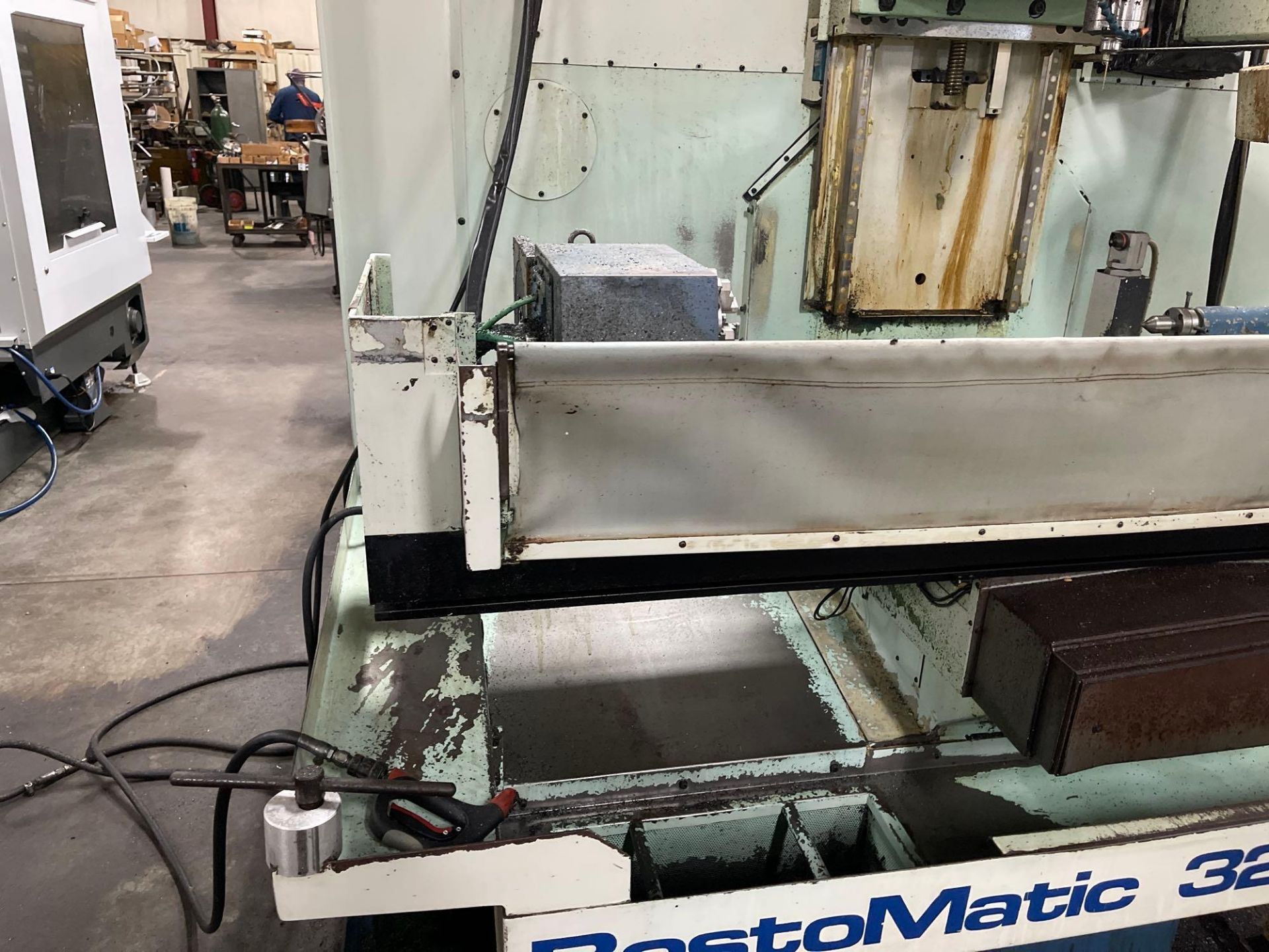 BostoMatic 32 Vertical Machining Center - Image 5 of 19