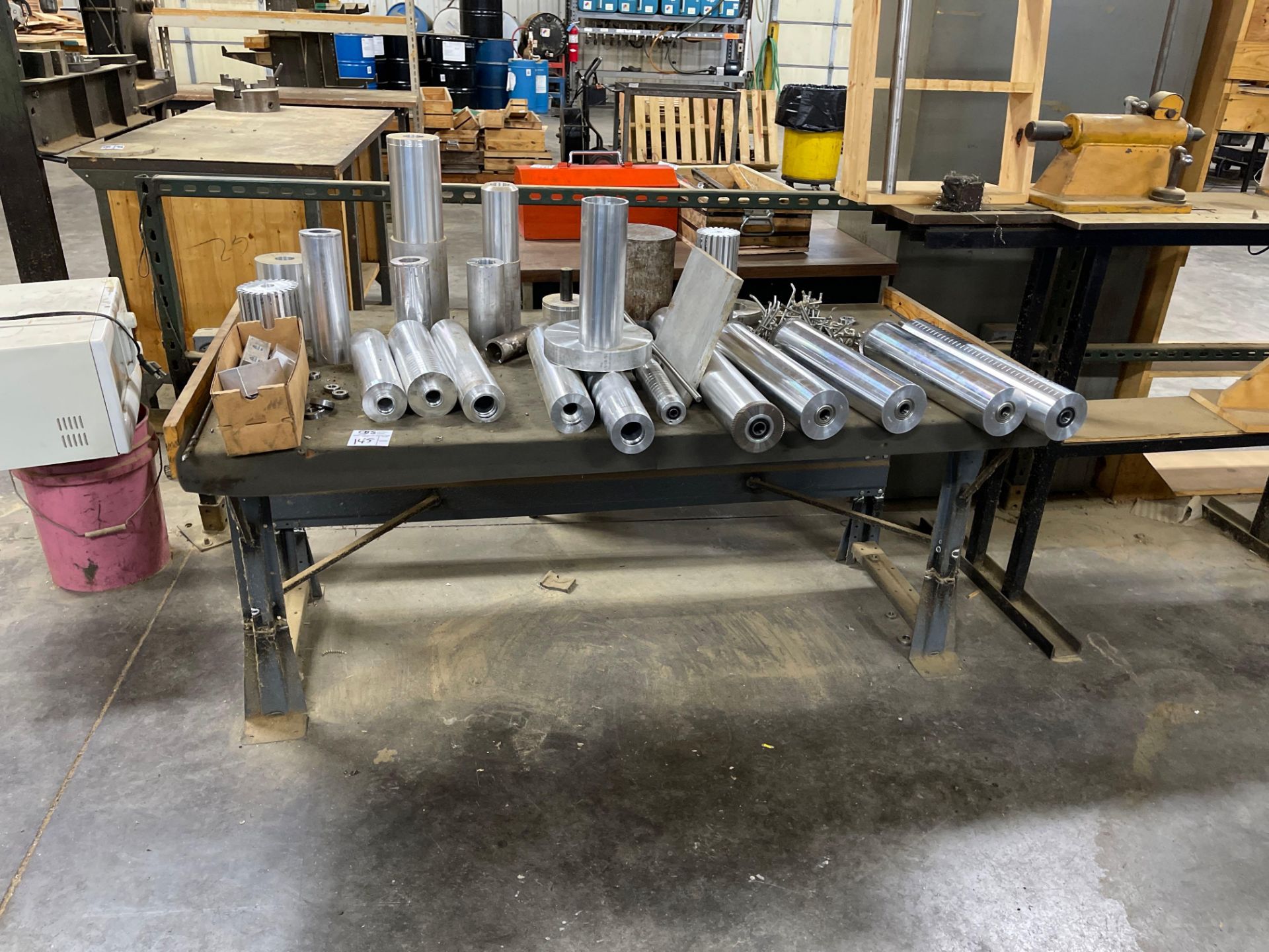 Work Bench w/ Aluminum Molds for Dyes