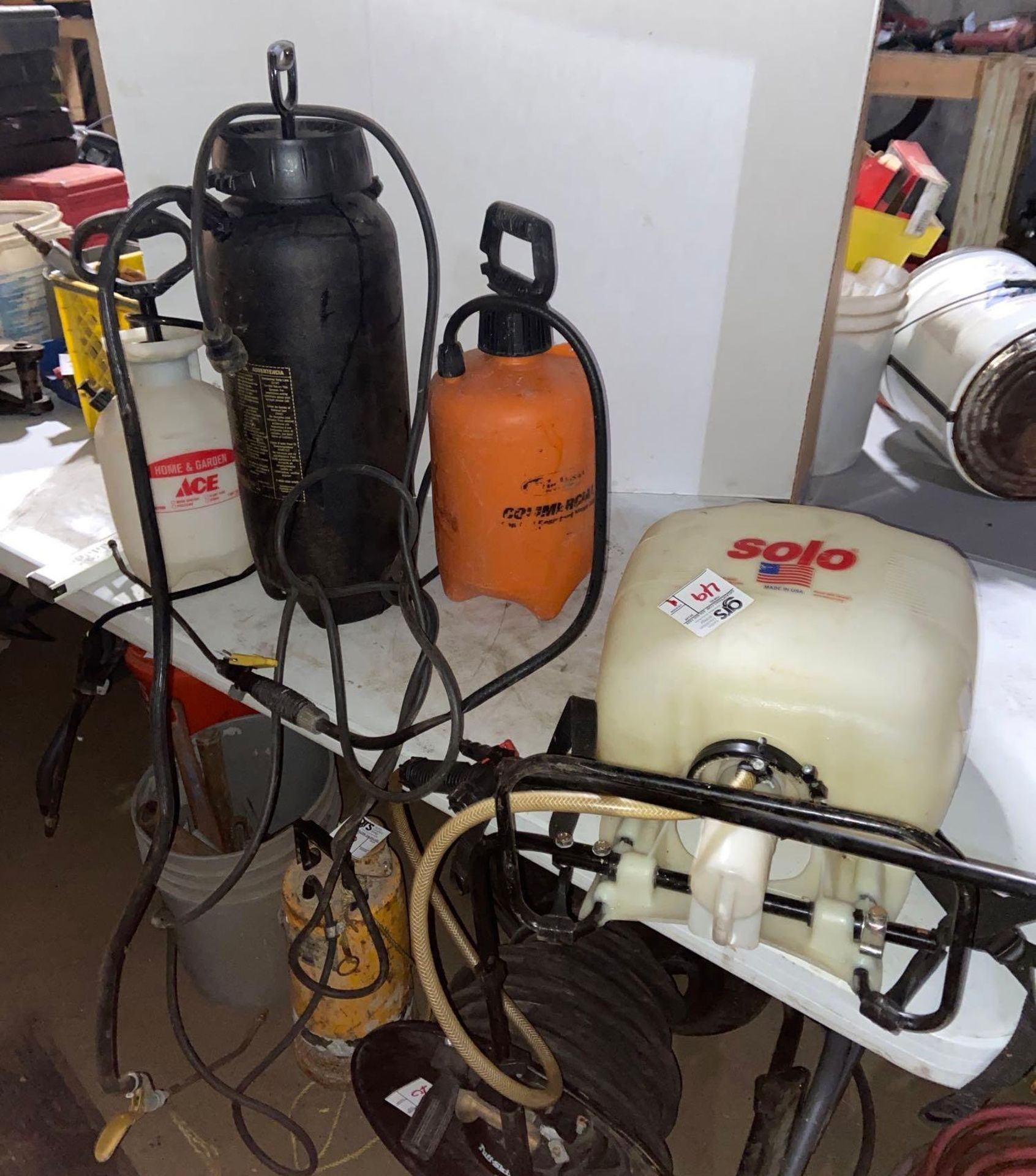 Hand Sprayers and Backpack Pressure Sprayer