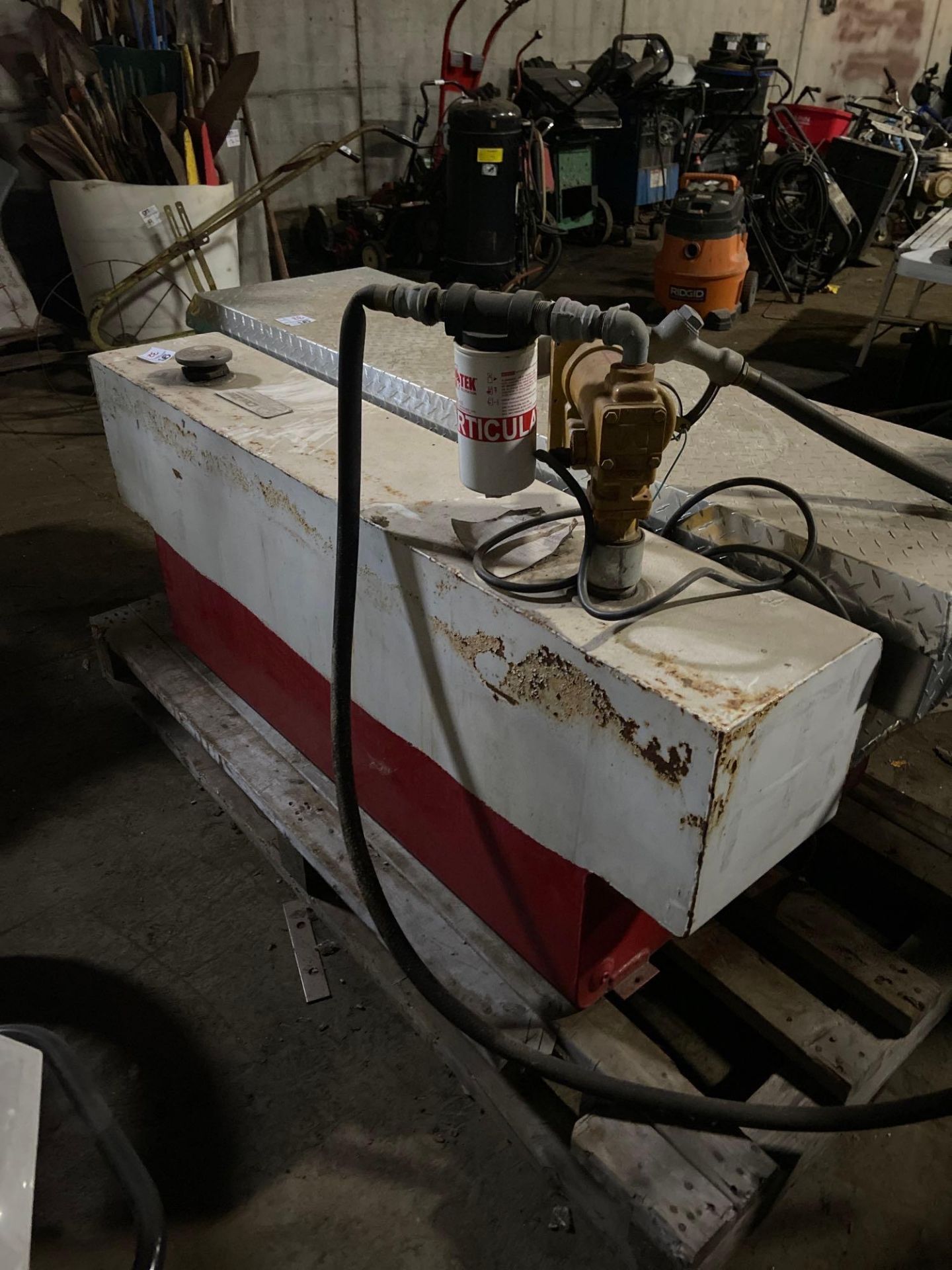 Truck Bed Fuel Tank & Pump - Image 5 of 6